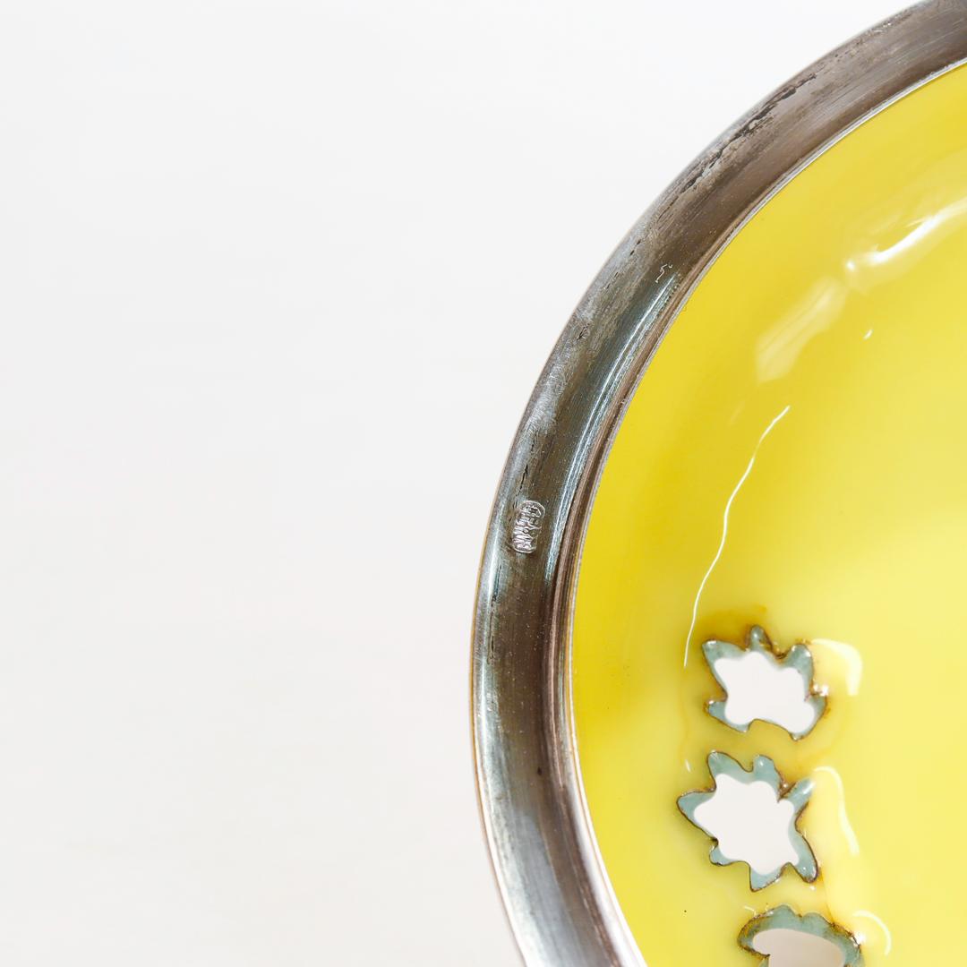 Antiguo o Antigua Jarra Japonesa de Plata Montada con Esmalte Cloisonné Amarillo Koro/Tapa 9