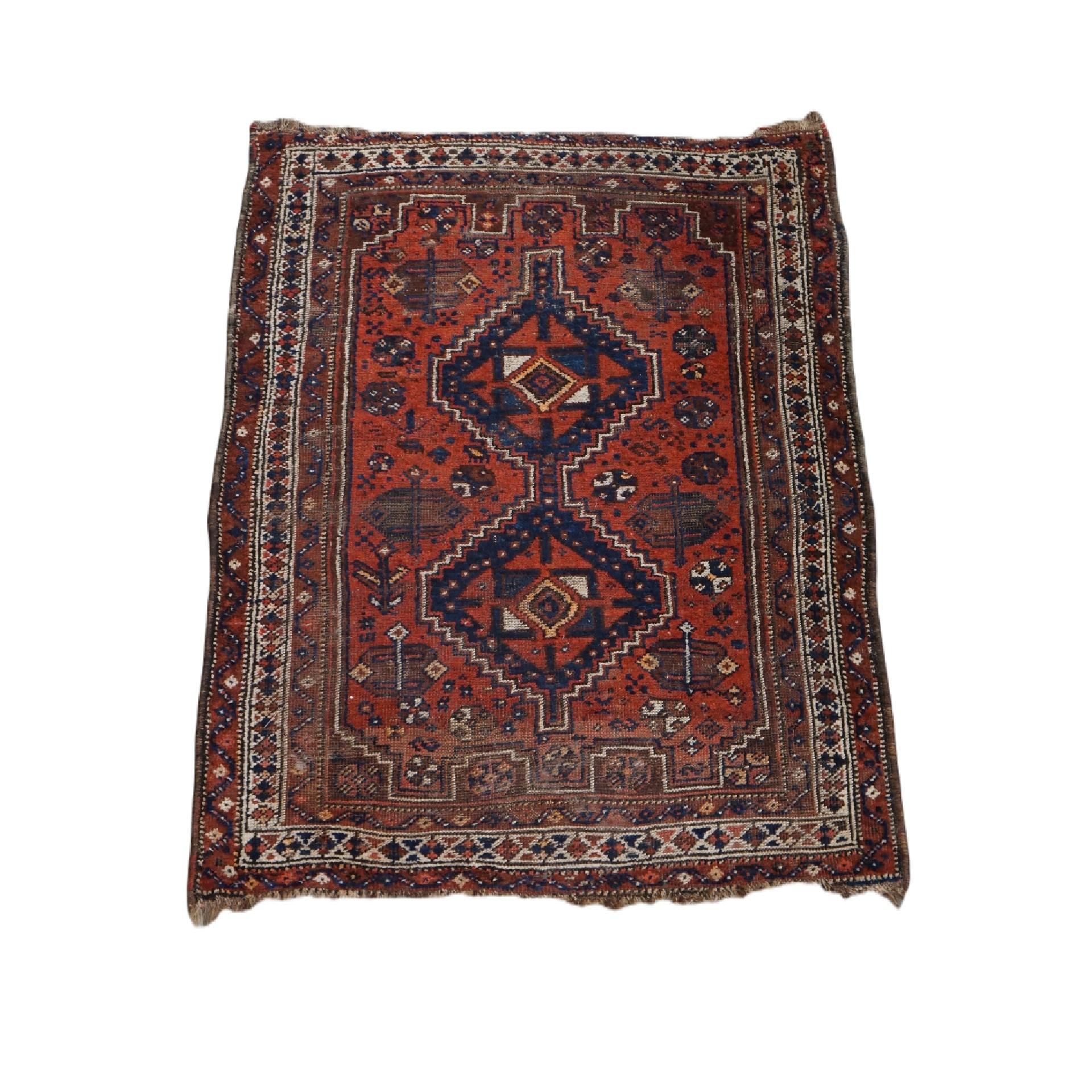 Offered this great old oriental rug with beautiful colors and a beautiful vintage look 155x112 cm.

Let your home shine with this beautiful rug. It has beautiful colors and beautiful details. These types of rugs are not only a popular item for a