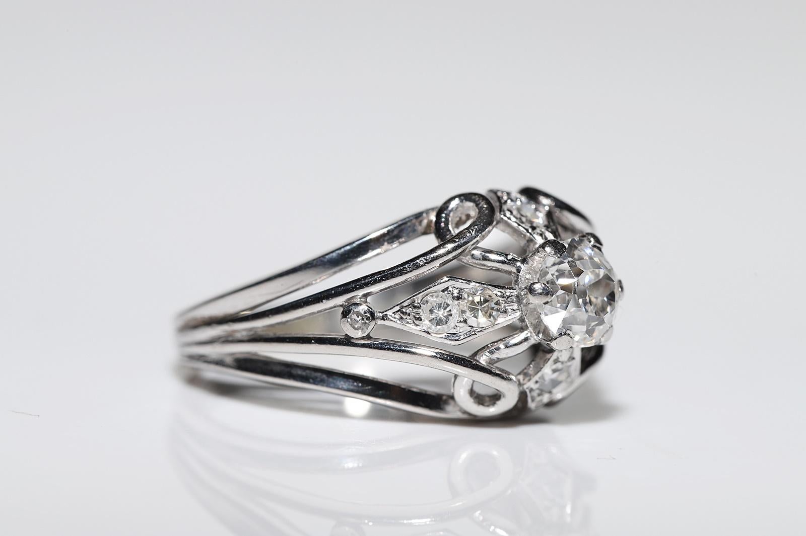 Vecchio anello originale d'epoca CIRCA 1960 in platino con diamanti naturali decorati In condizioni buone in vendita a Fatih/İstanbul, 34