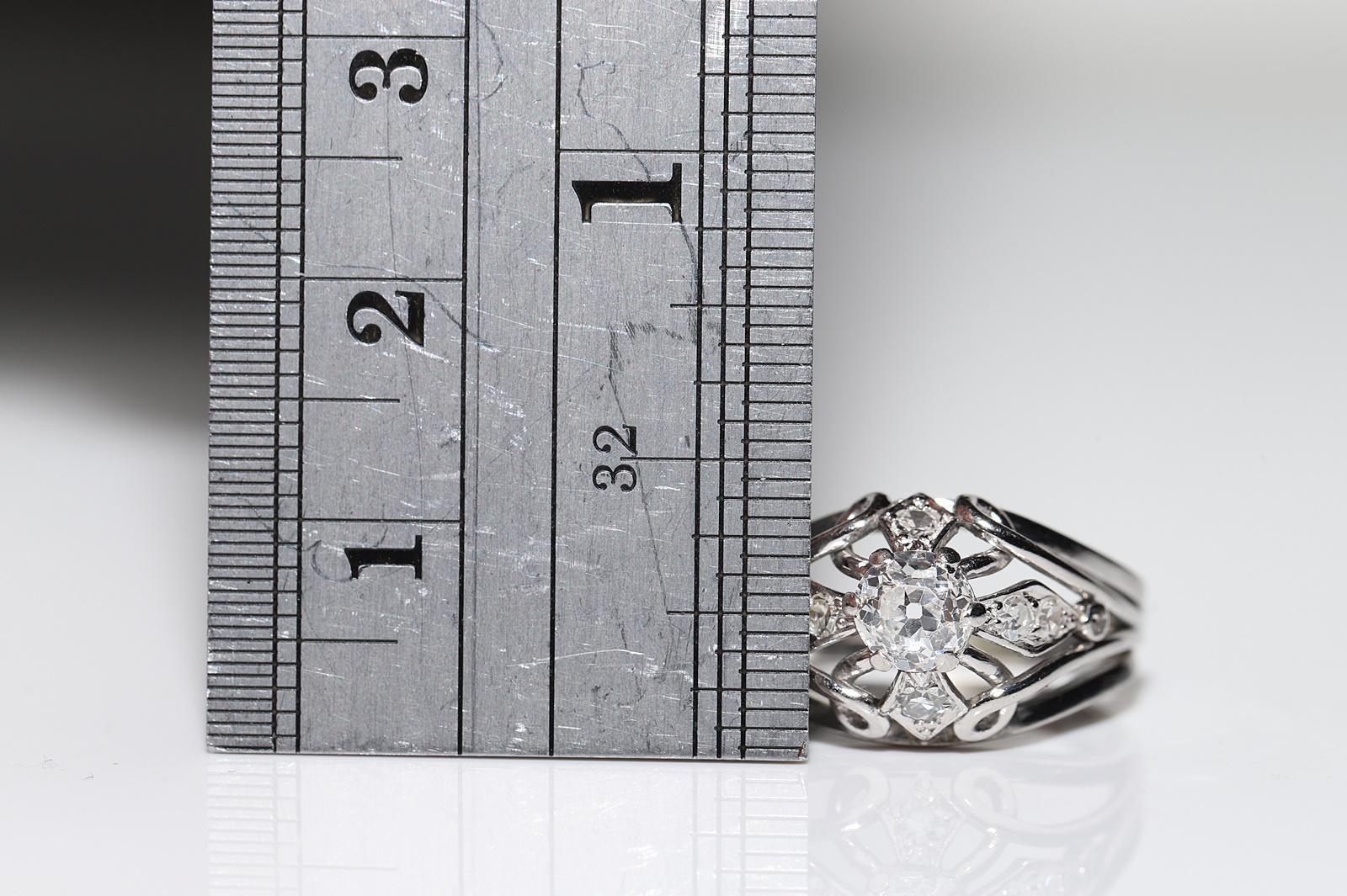 Old Original Vintage Circa 1960s Platinum Natural Diamond Decorated Ring For Sale 2