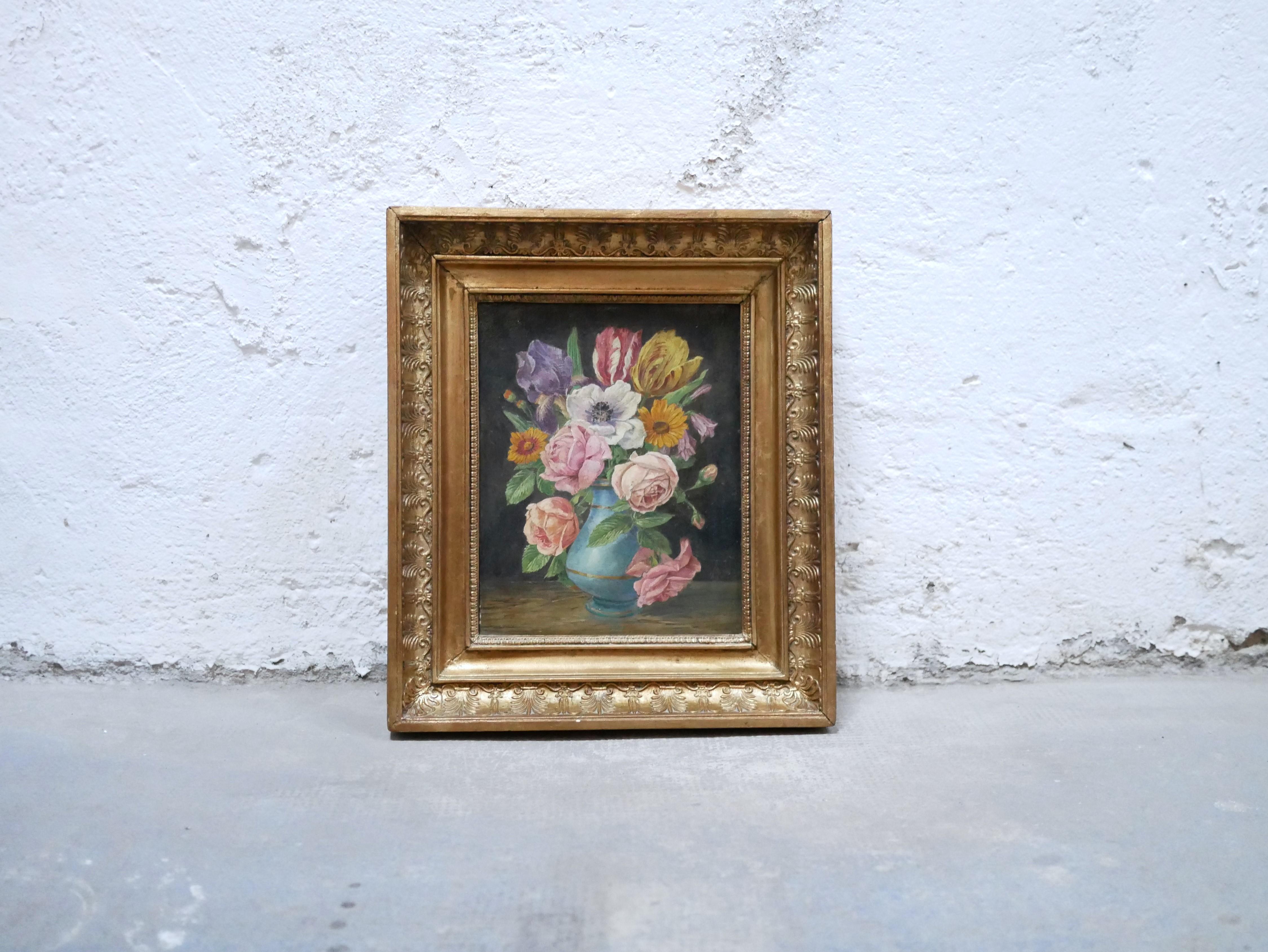 Oil on canvas, circa 1930.

Poetic and aesthetic, this painting does not lack beauty and delicacy. It will be perfect in a current decoration, alone or combined with other paintings.
The gold frame is beautiful and matches perfectly with the bouquet