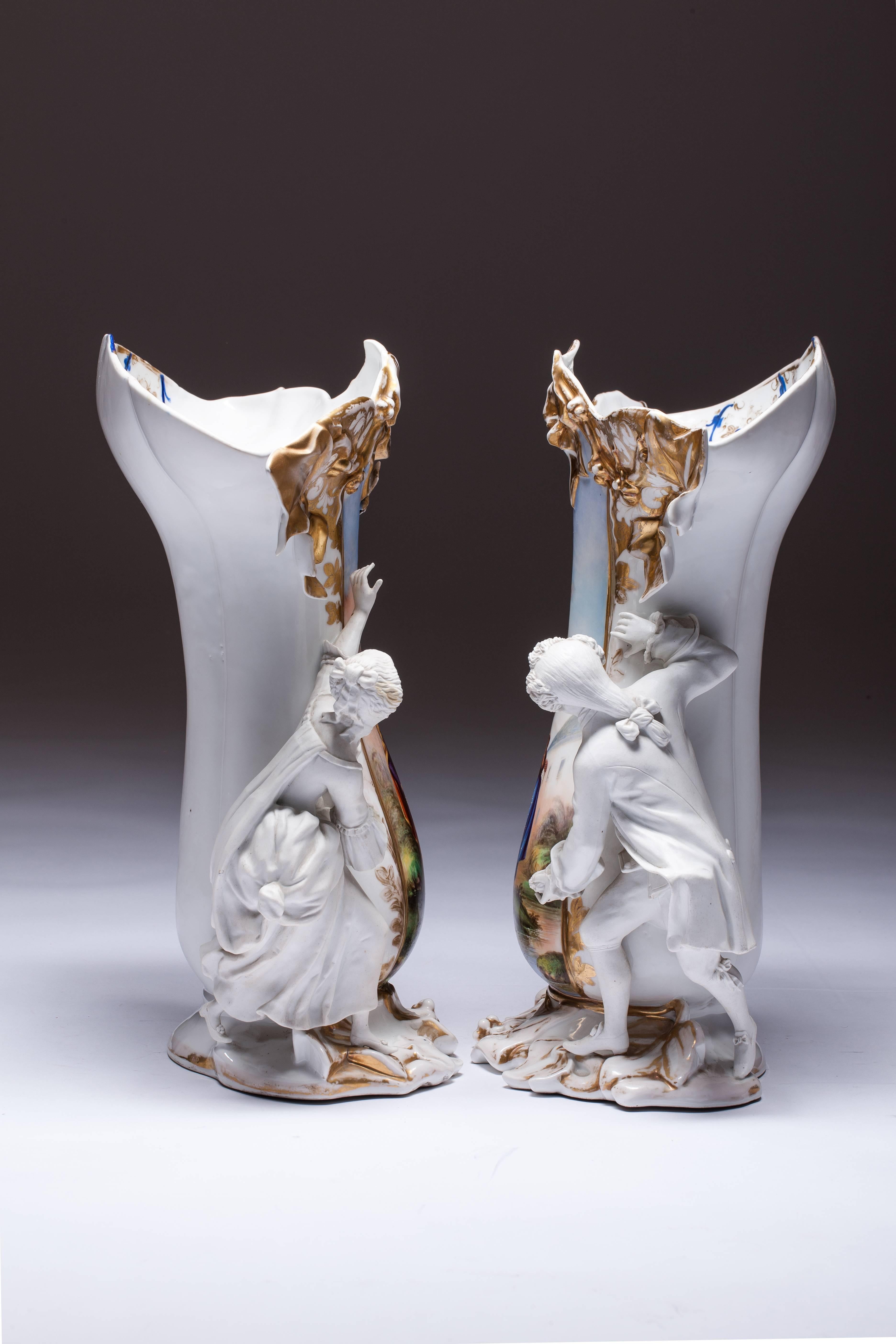 Old Paris Hand-Painted Porcelain Vase with Bisque Figurines For Sale 3
