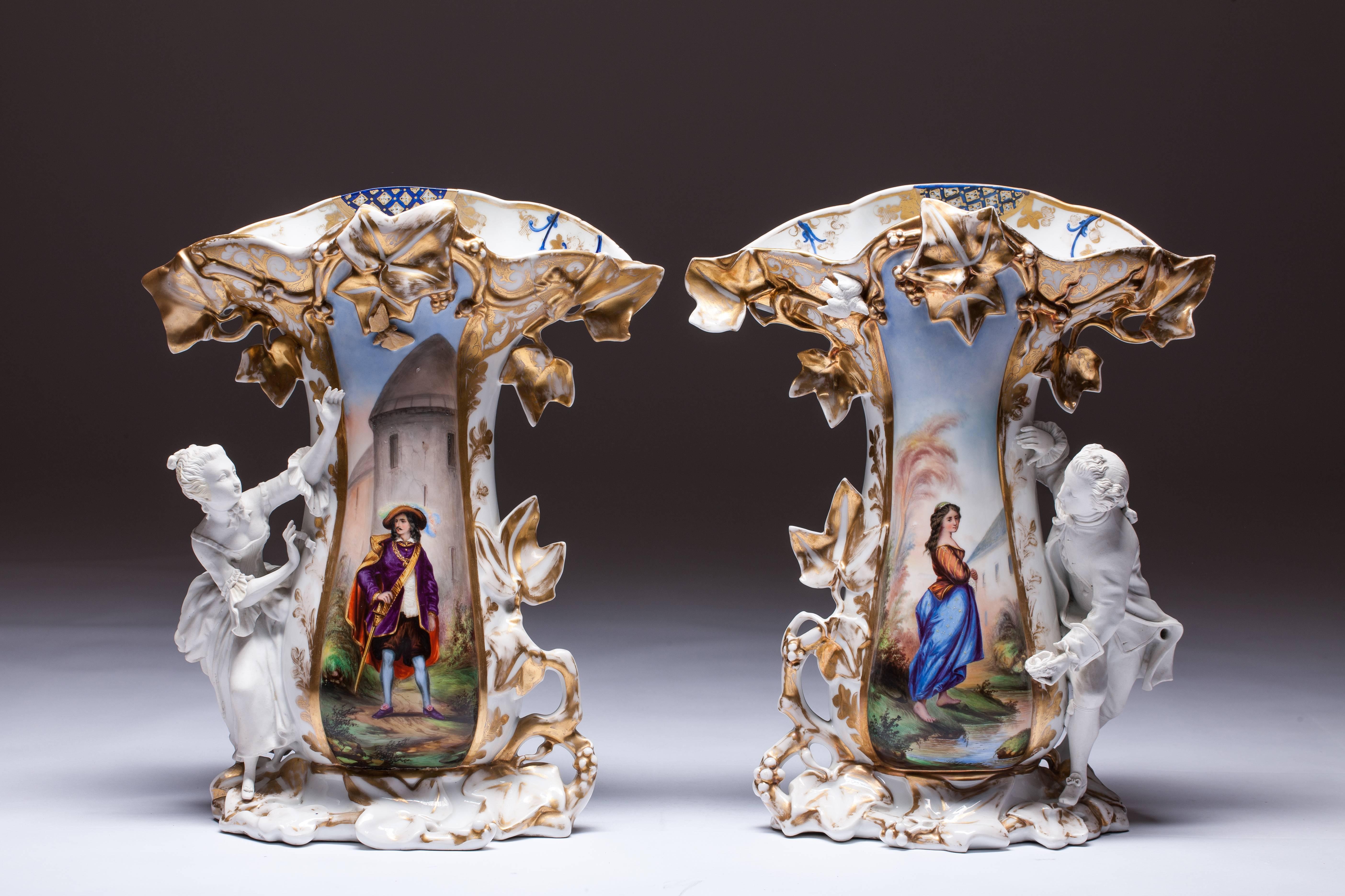 Rococo Old Paris Hand-Painted Porcelain Vase with Bisque Figurines For Sale
