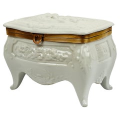 Hinged and Footed Old Paris Porcelain Bombé Shaped White Glazed Box