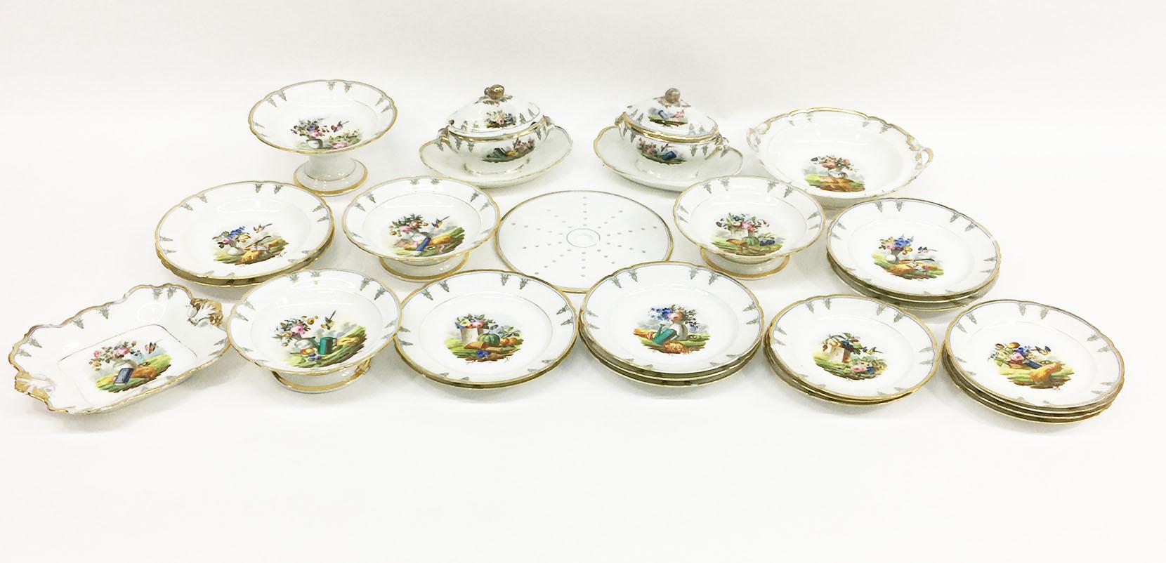 Service de table en porcelaine de Paris ancien, XIXe siècle, France en vente 12