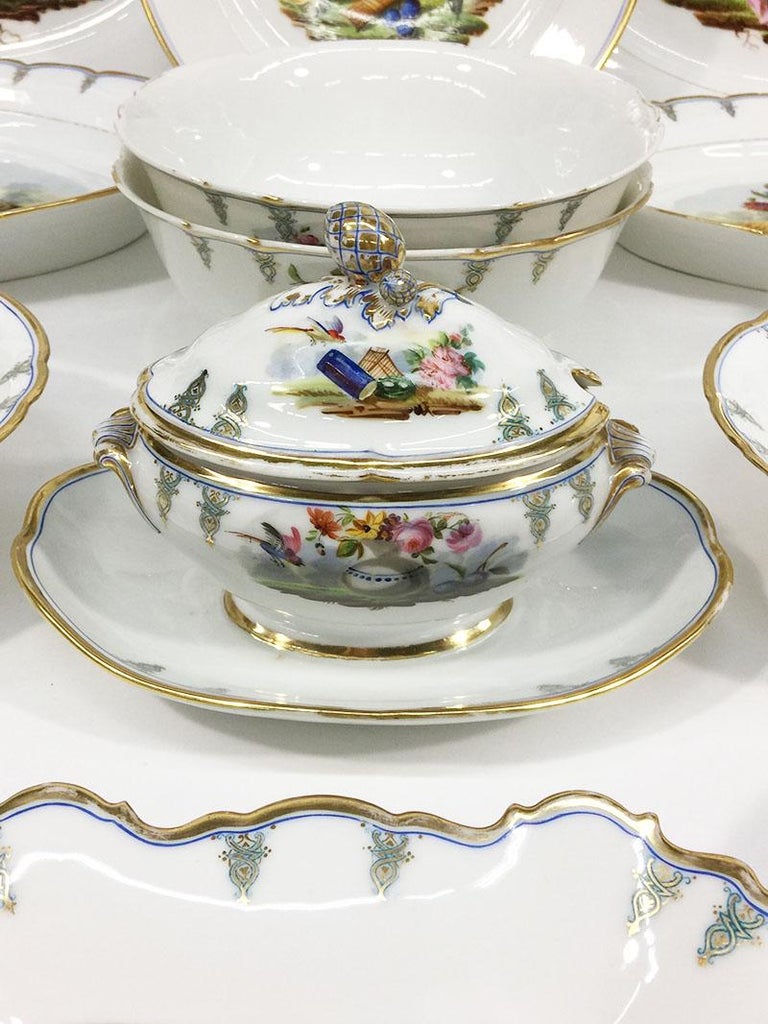 "Old Paris” Porcelain Dinner Service, 19th Century, France For Sale at