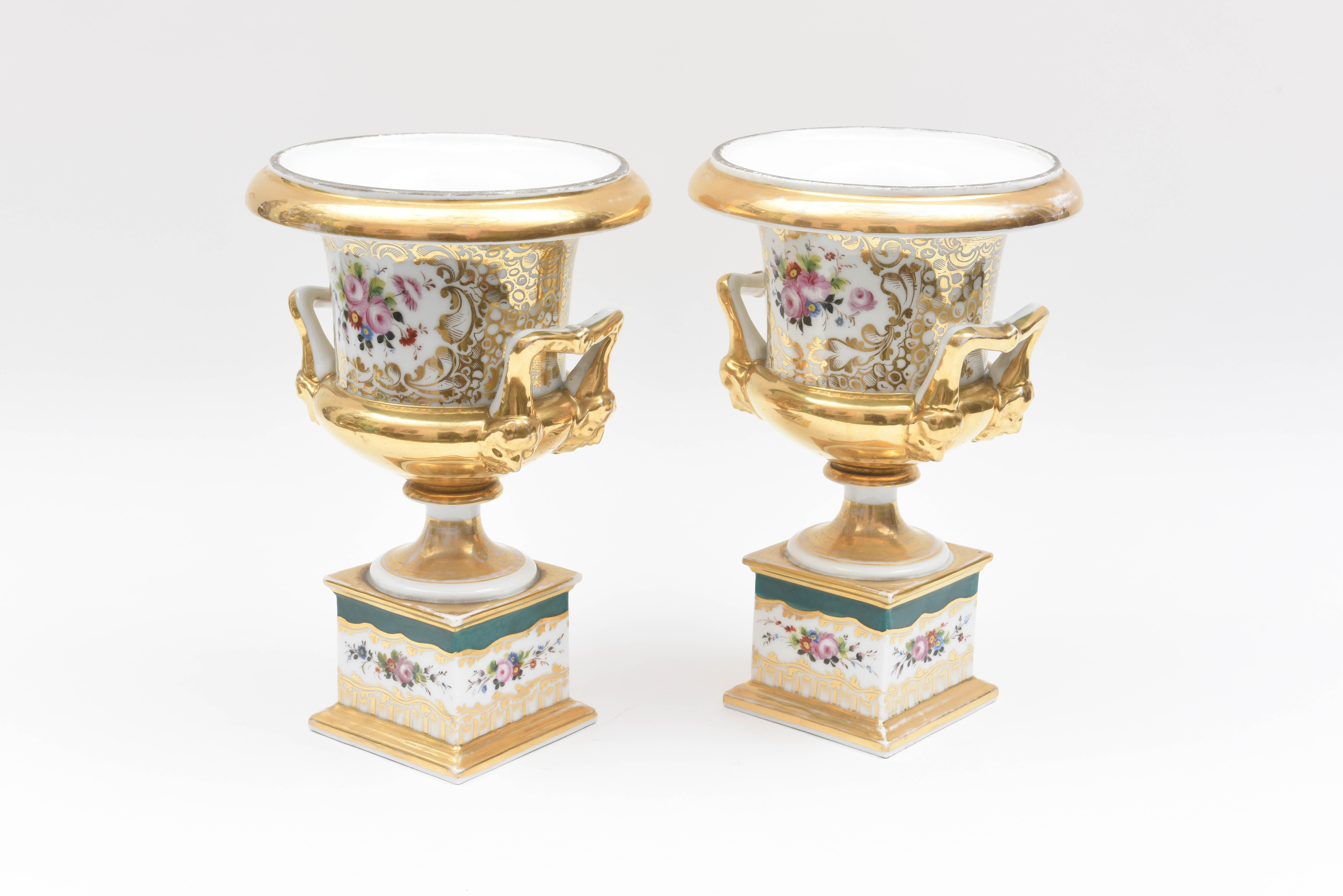 Old Paris Porcelain Urn Vases, Mid-19th Century Hand-Painted Florals Green, Pair In Good Condition In West Palm Beach, FL