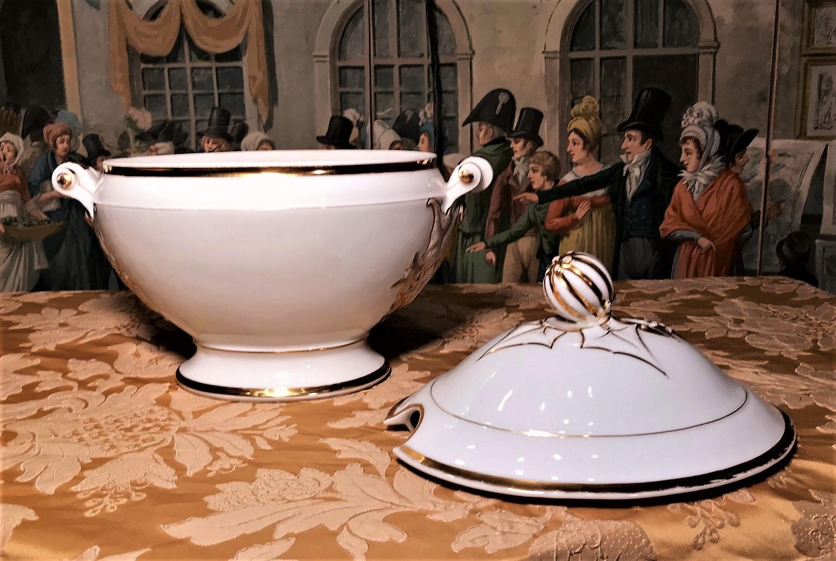 French Old Paris Tureen, France, Circa:1860 For Sale