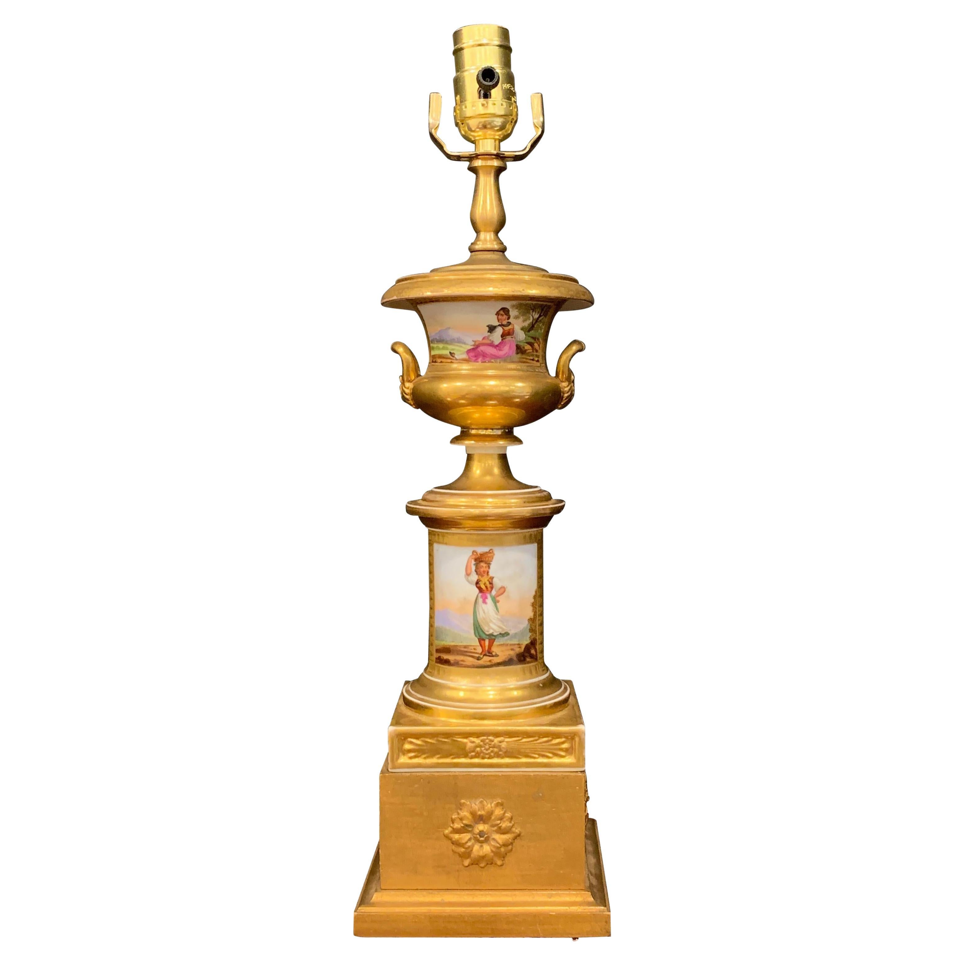 Alte Pariser Campana-Urne mit Tyrollianischem Modemotiv, jetzt als Lampe