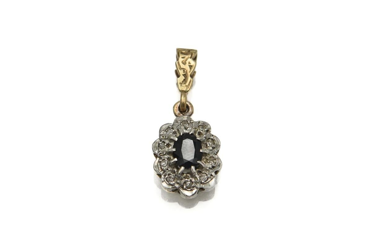 Oval Cut Old pendant with diamonds and sapphire For Sale