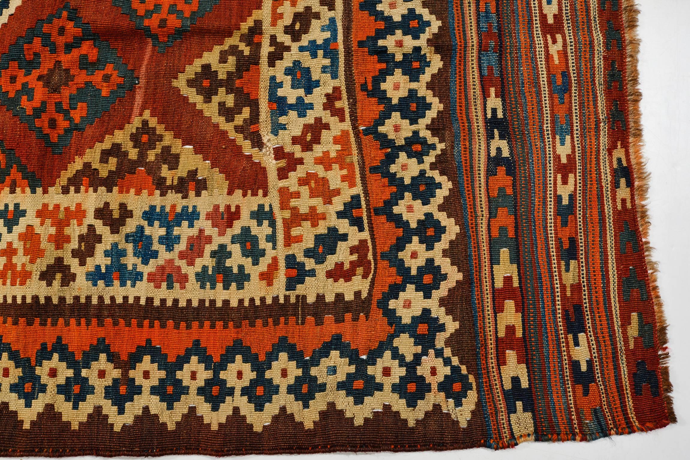 Old Perfect Azeri Kilim from Private Collection In Excellent Condition For Sale In Alessandria, Piemonte