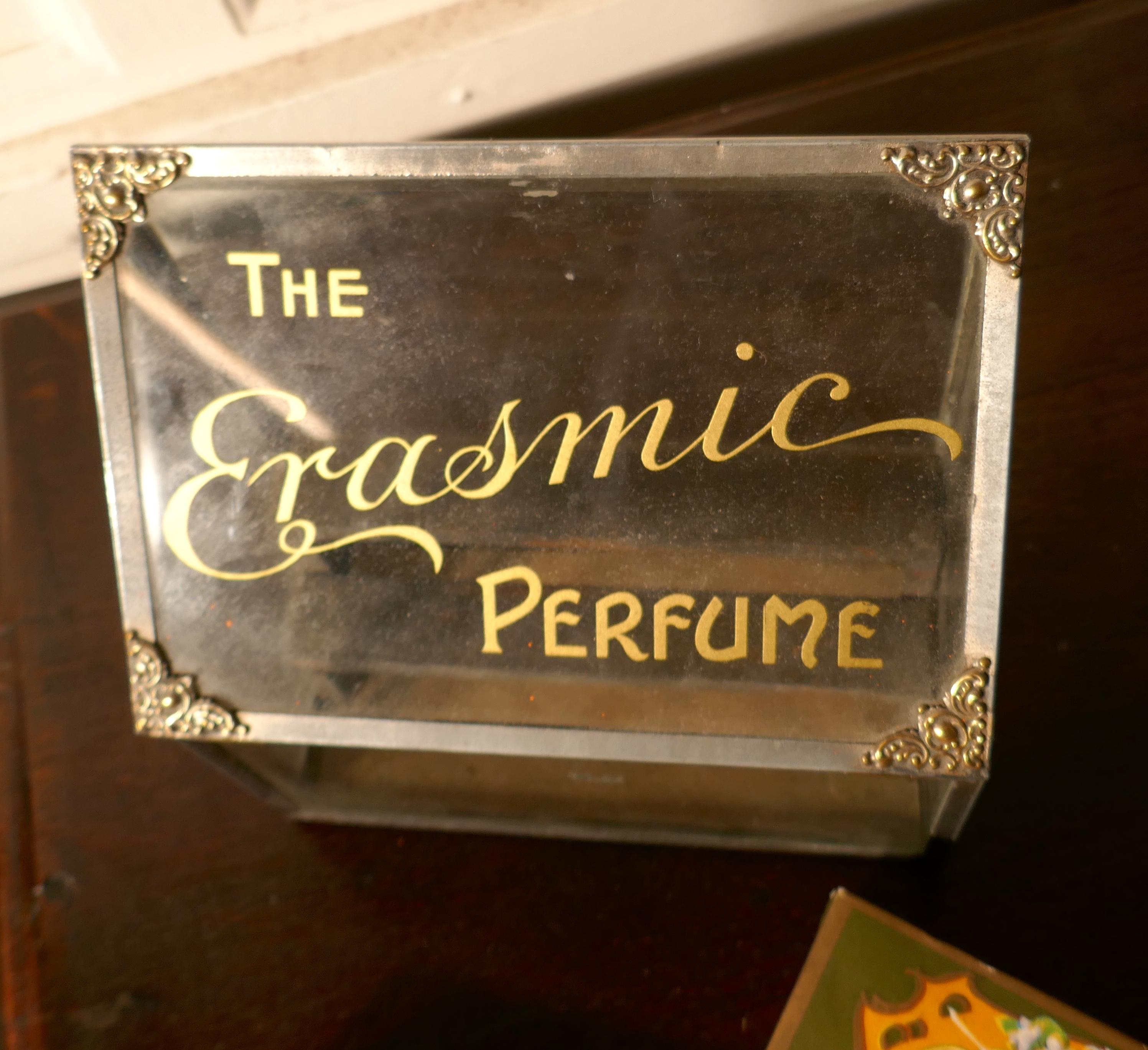 Old Perfume, Chemist Shop Display Cabinet, Erasmic Soaps und Boxen (20. Jahrhundert)