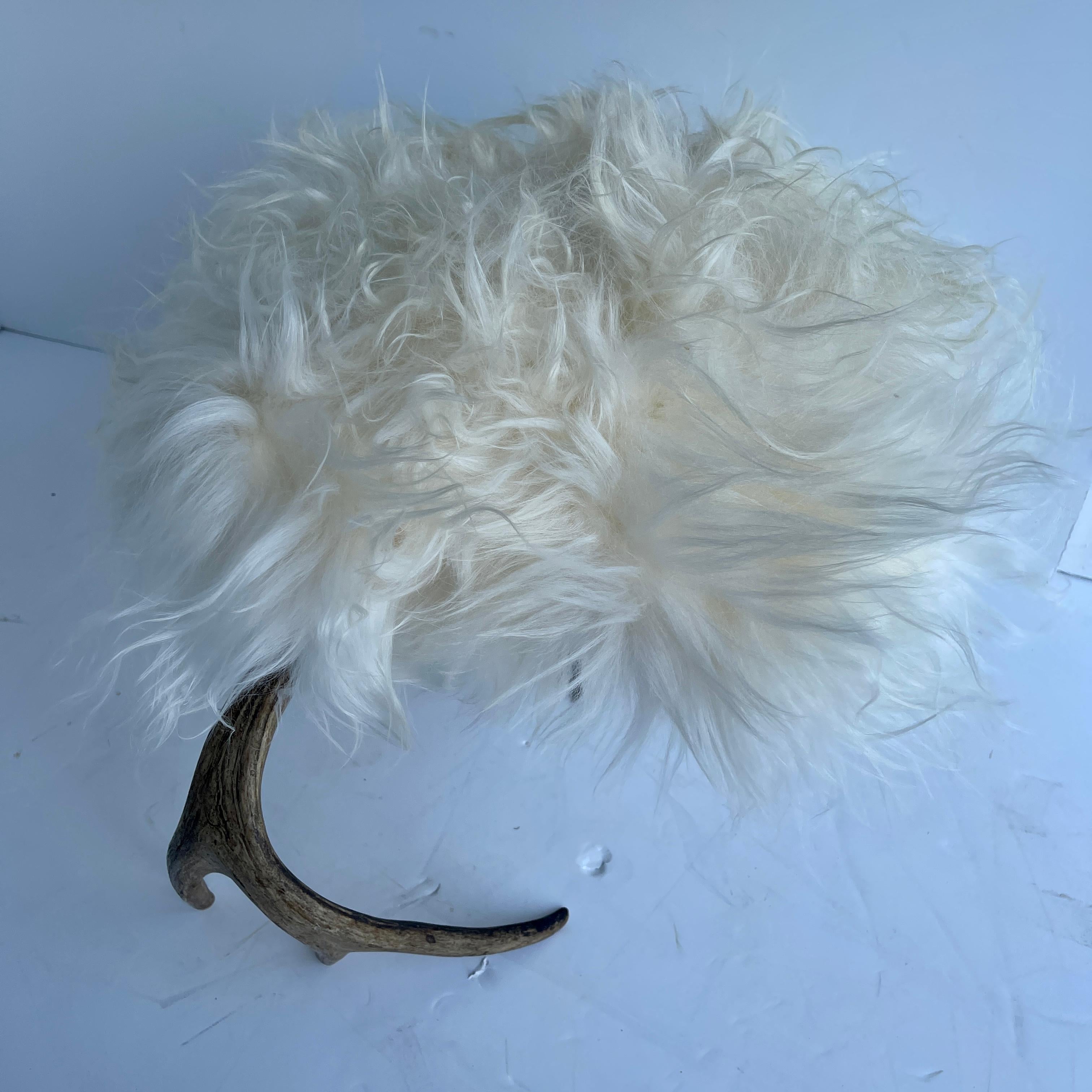 Hand-Crafted Old Petite Antler Footstool Seat with White Icelandic Sheepskin For Sale