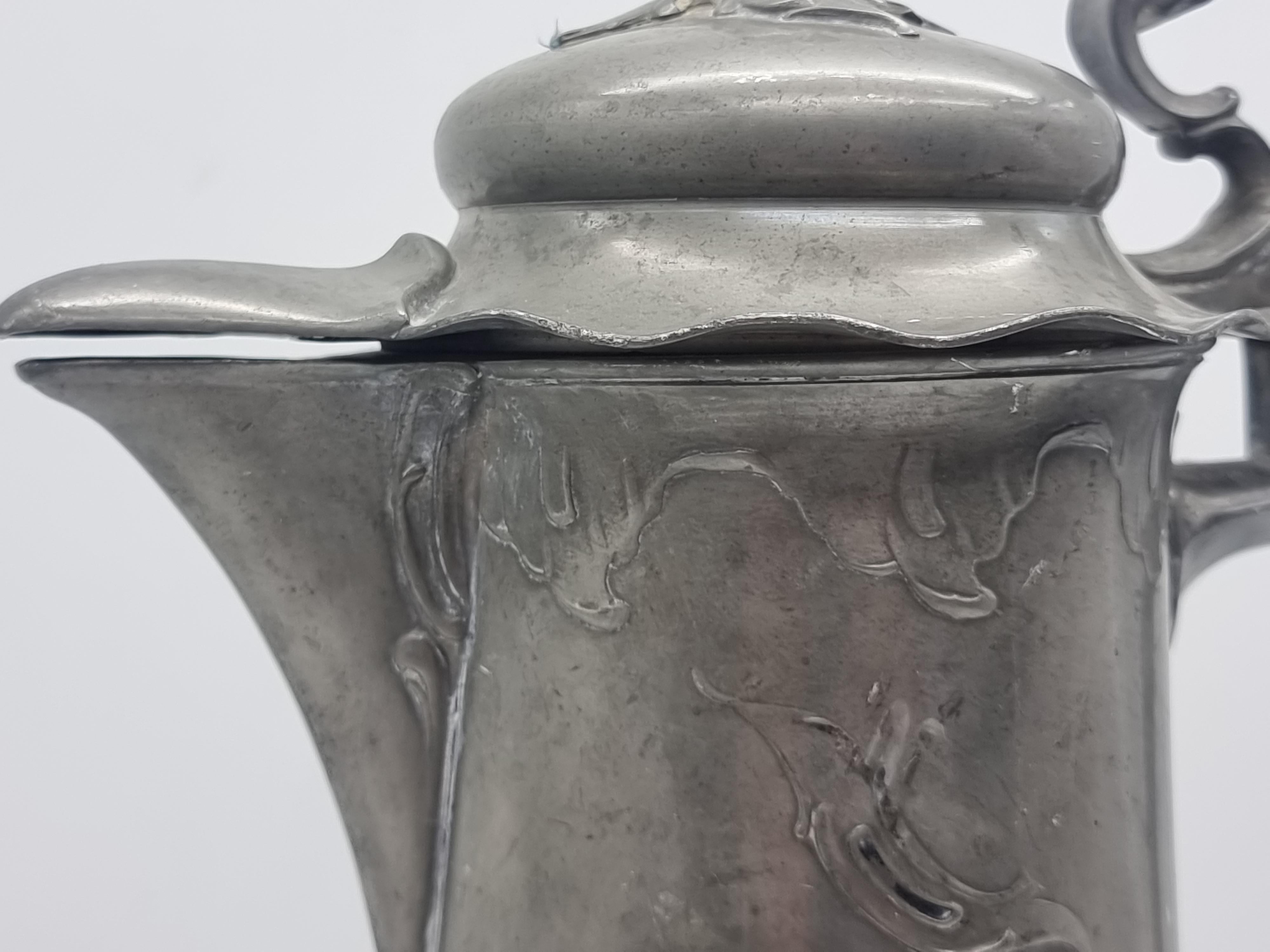 Alte Zinnkrug / Can Jugendstil Kayserzinn 4059 Kunststoff Pferdekopf Krug Tasse im Angebot 5
