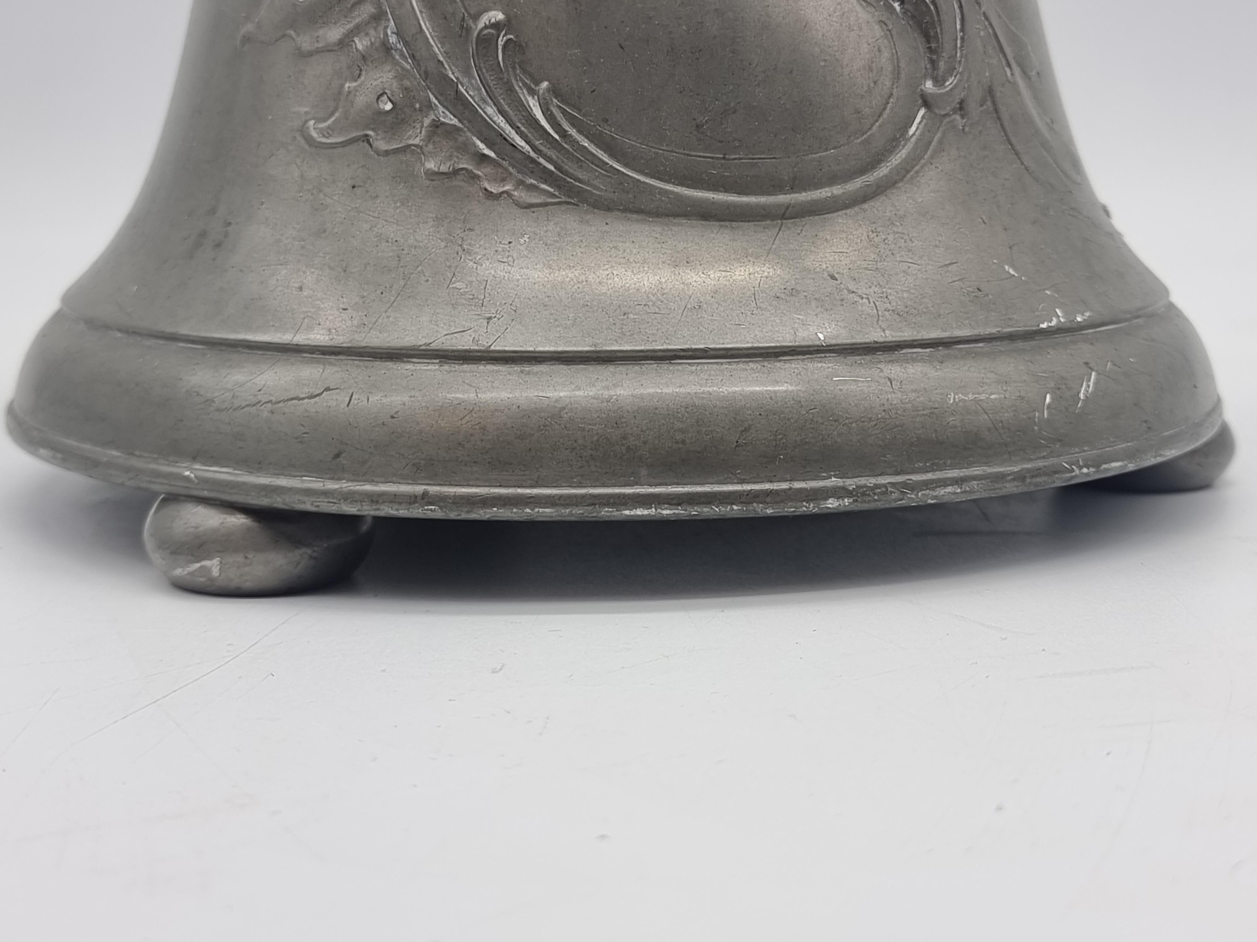 Alte Zinnkrug / Can Jugendstil Kayserzinn 4059 Kunststoff Pferdekopf Krug Tasse im Angebot 9