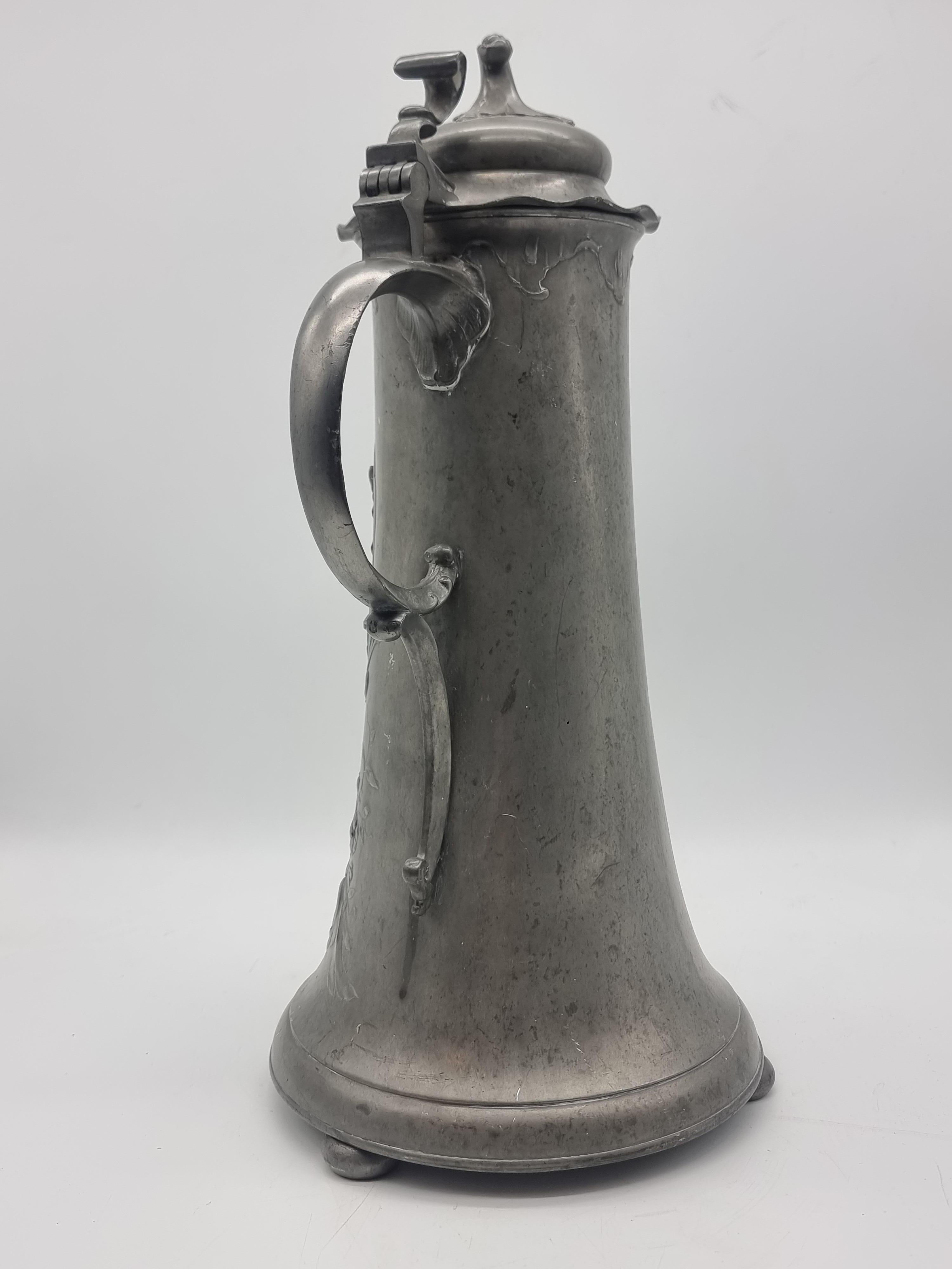 Alte Zinnkrug / Can Jugendstil Kayserzinn 4059 Kunststoff Pferdekopf Krug Tasse im Angebot 2