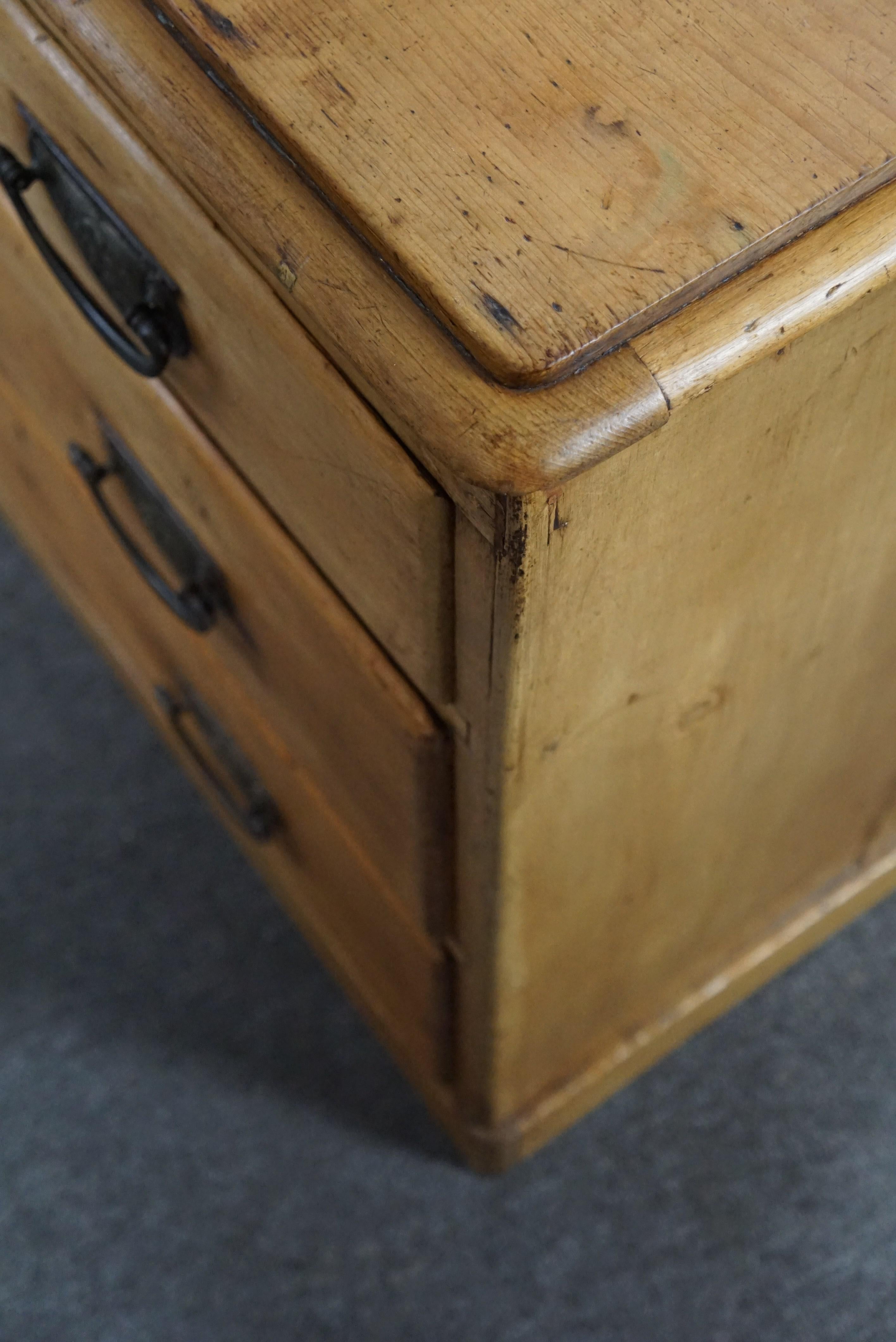 Old pine antique English chest of drawers with four drawers For Sale 6