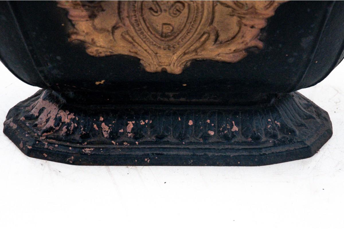 French Old Planter, Around 1920