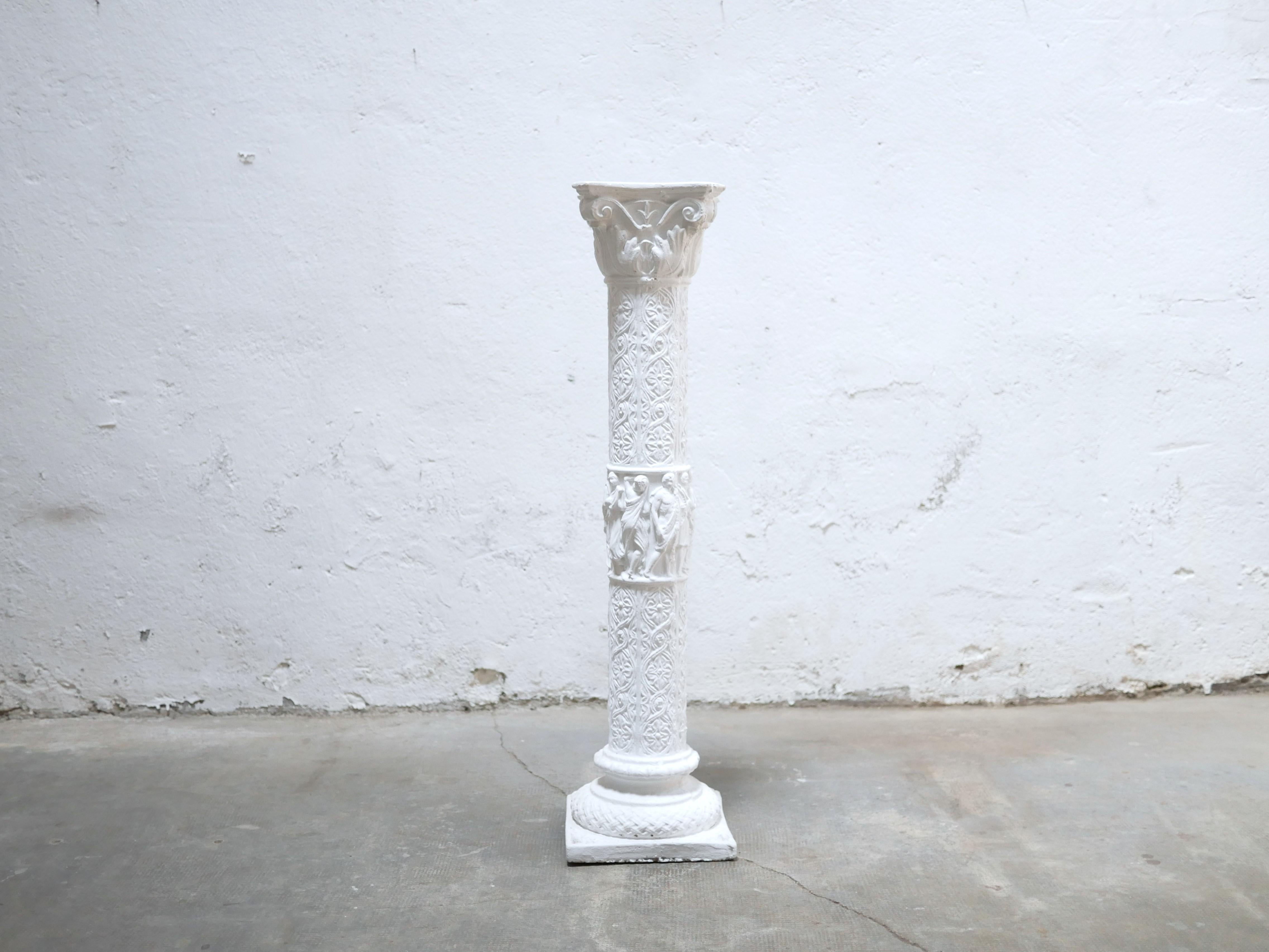 Old plaster column In Good Condition For Sale In AIGNAN, FR