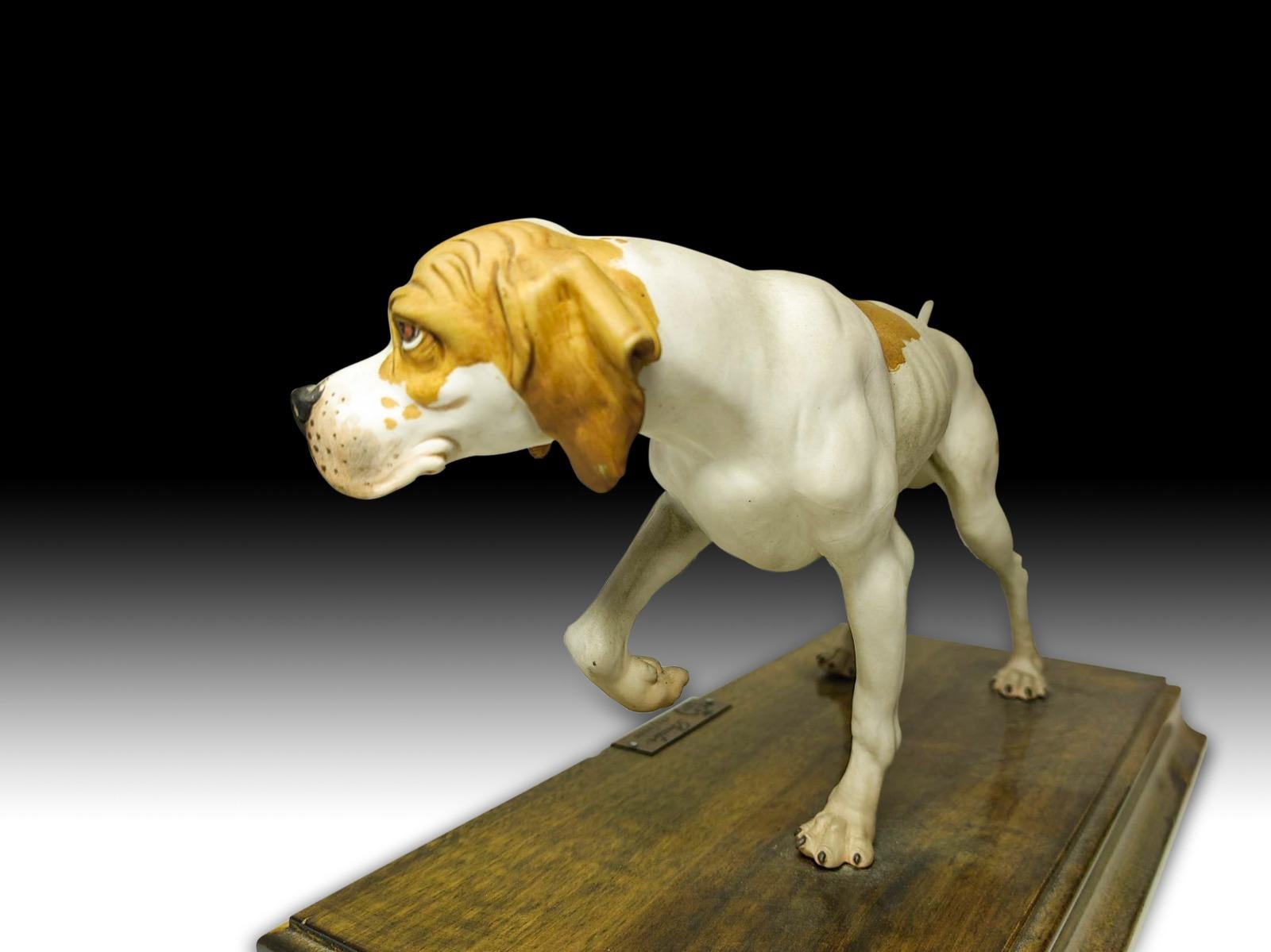 Old Porcelain Pointer, Early 20th Century For Sale 4