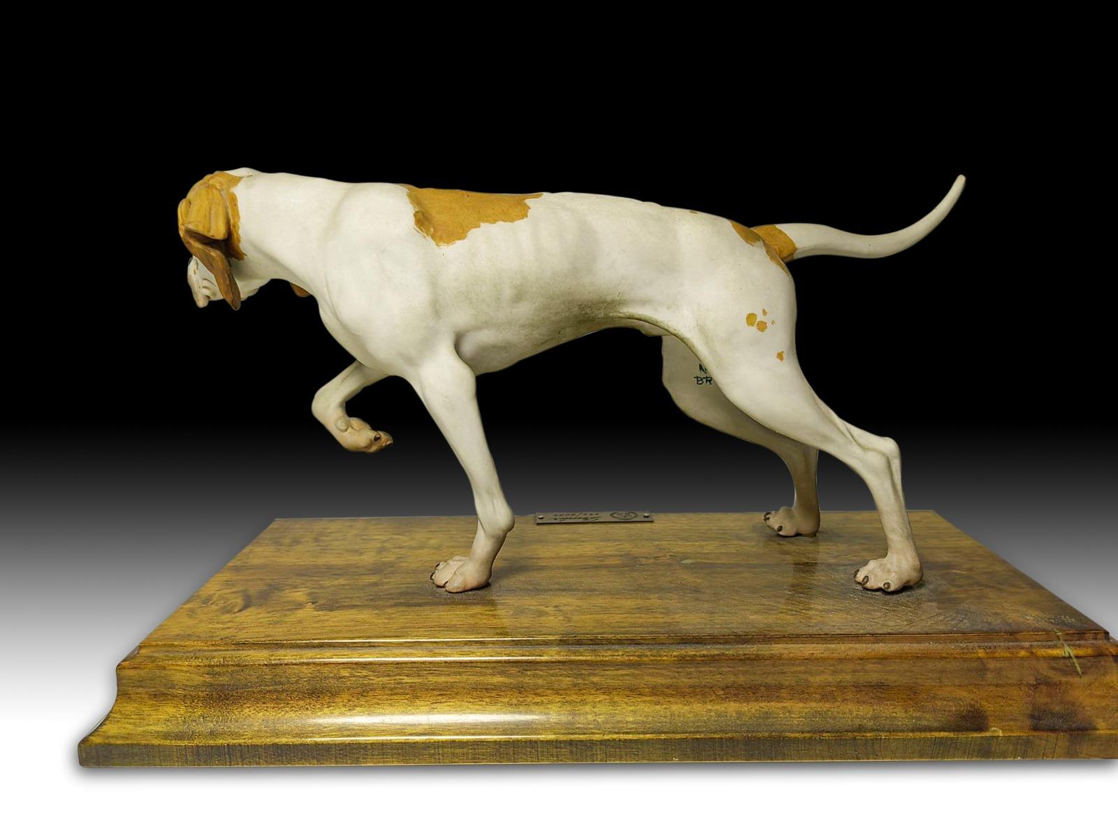 Old Porcelain Pointer, Early 20th Century For Sale 3