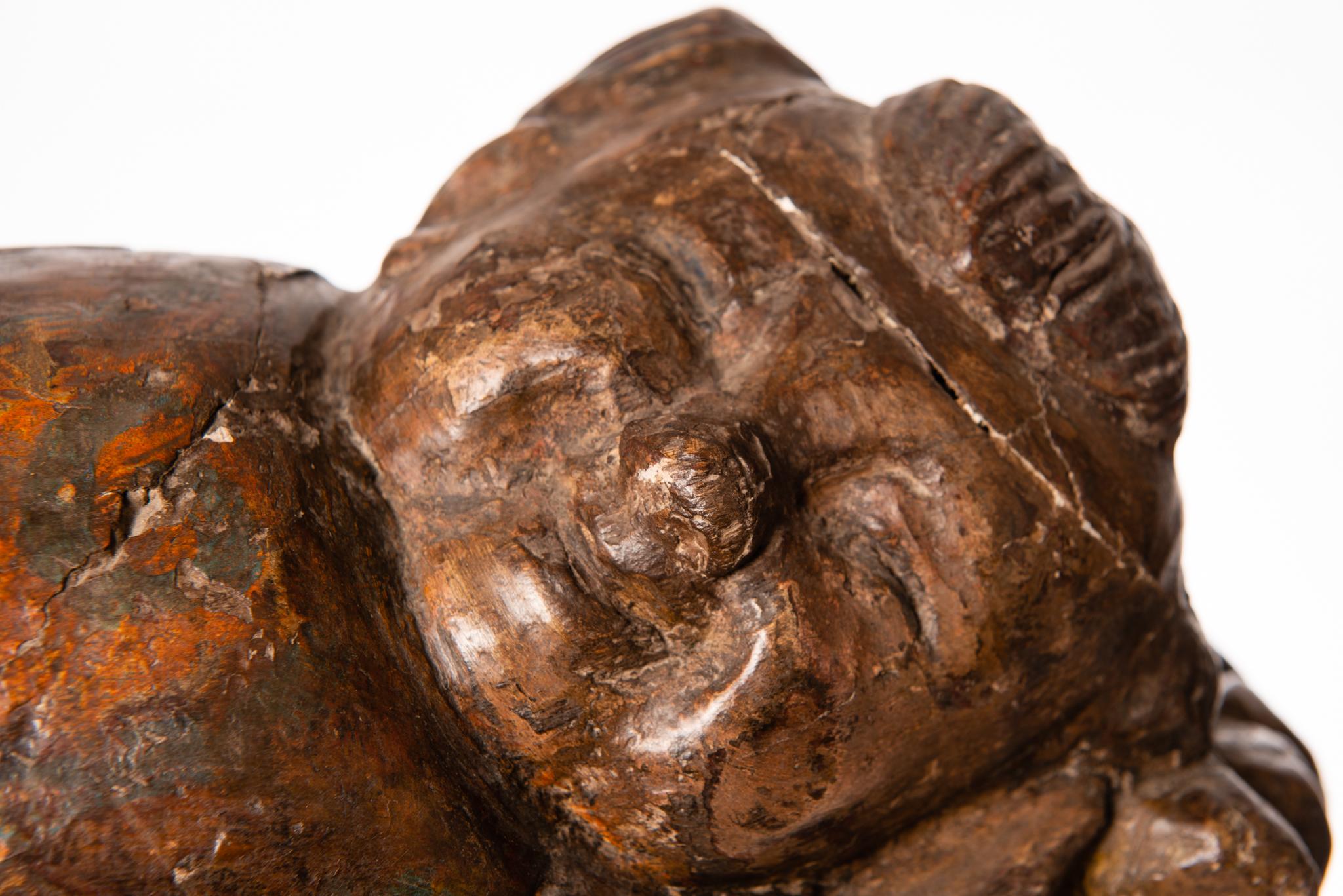 Antigua y rara escultura de madera 