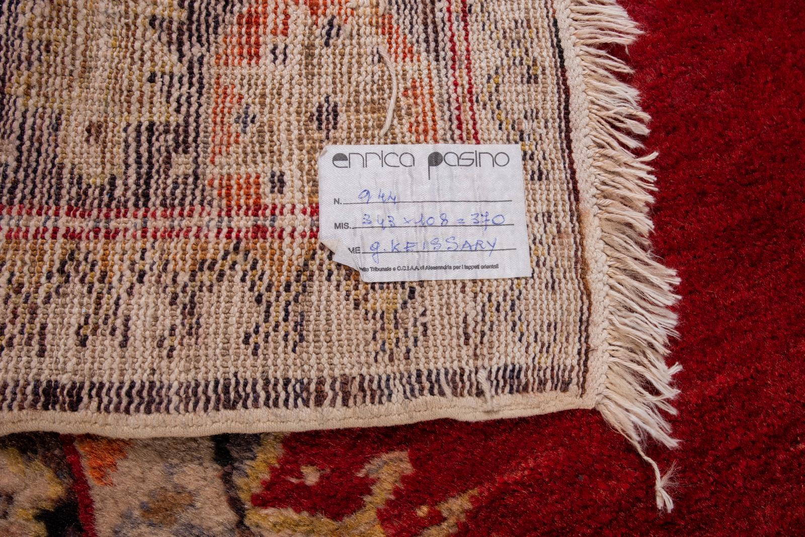 944 . Belle et ancienne coureuse de Townes, l'ancienne ville de Cesarea en Turquie.
Elegant et robuste, à mettre partout, pas seulement dans l'allée. Belle devant une librairie ou des armoires.

  