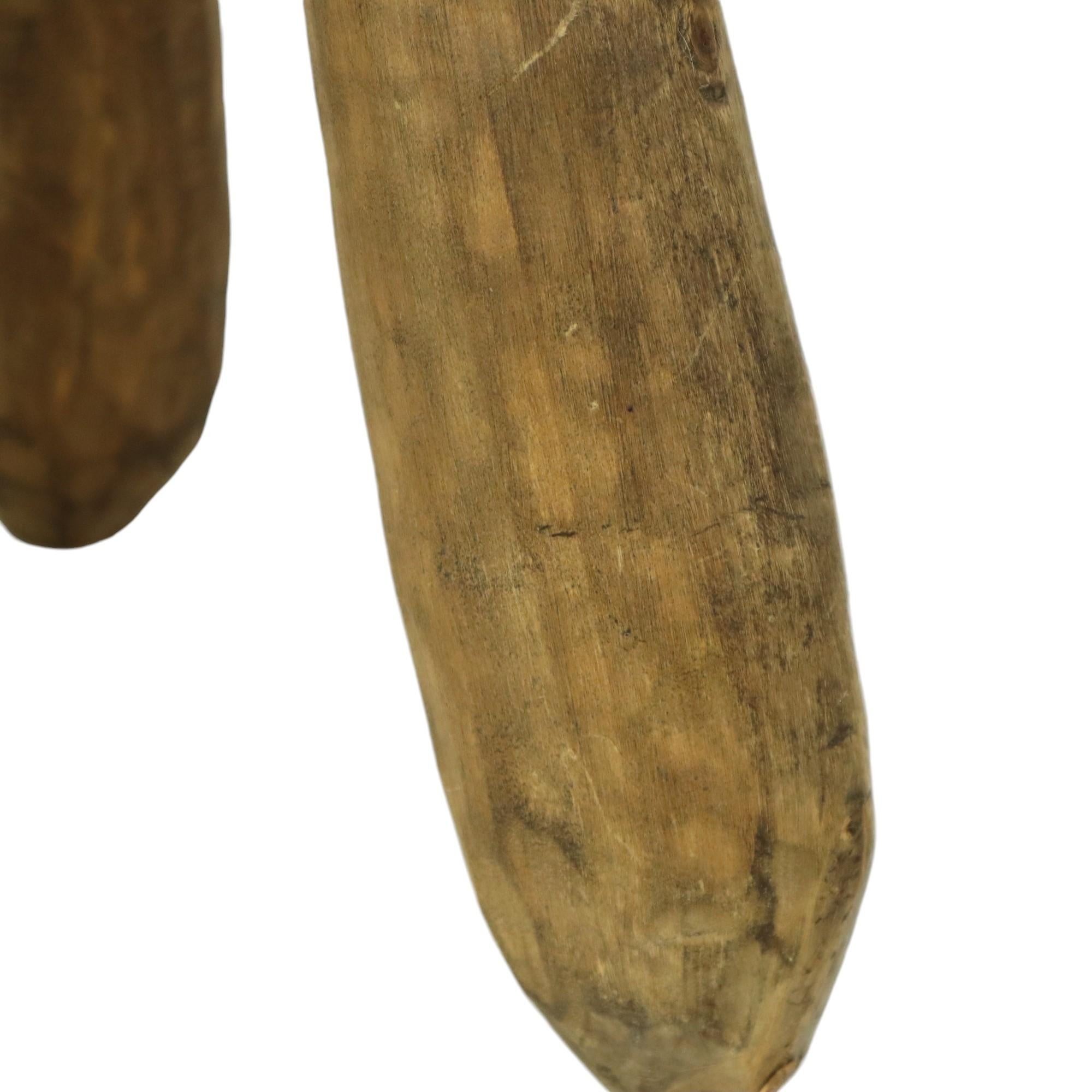 Ancien Tabouret Rustique Tripode Tabouret de Lait Style Brutalisme en vente 5