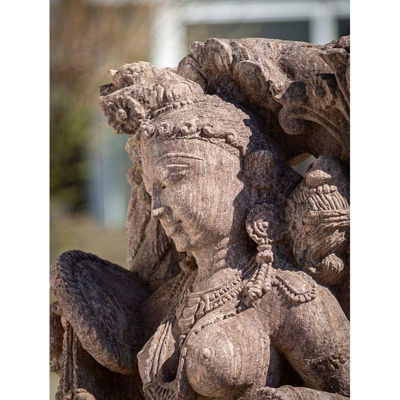 Old Sandstone Apsara Lady Statue from India In Good Condition For Sale In DEVENTER, NL
