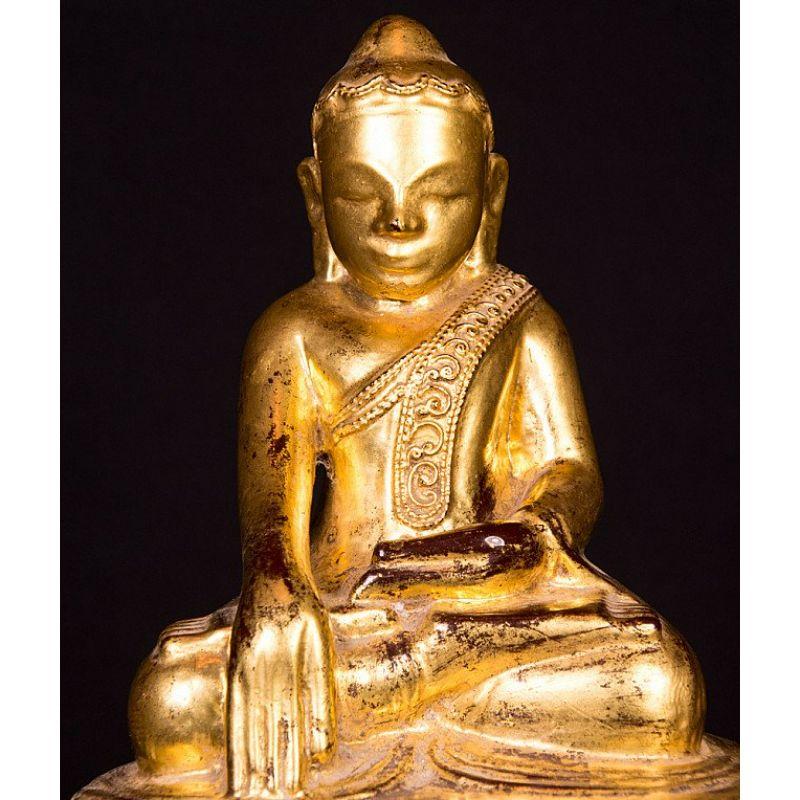 Old Sandstone Buddha Statue from Burma For Sale 1
