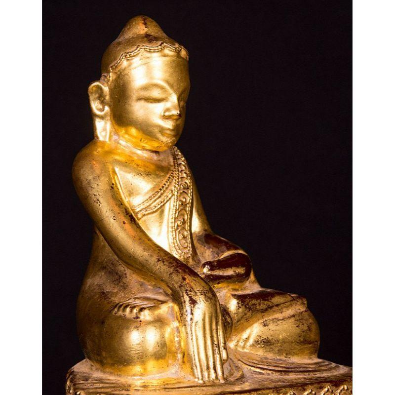 Old Sandstone Buddha Statue from Burma For Sale 3