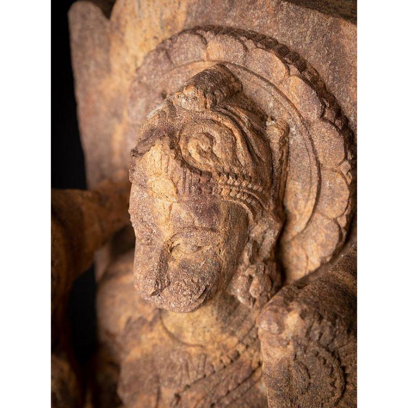 Estatua antigua de Hanuman de piedra arenisca de la India 2