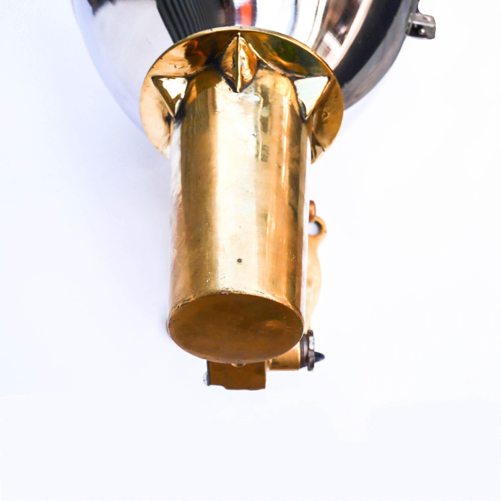 Old Searchlight English Navy, circa 1960-1969 For Sale 1
