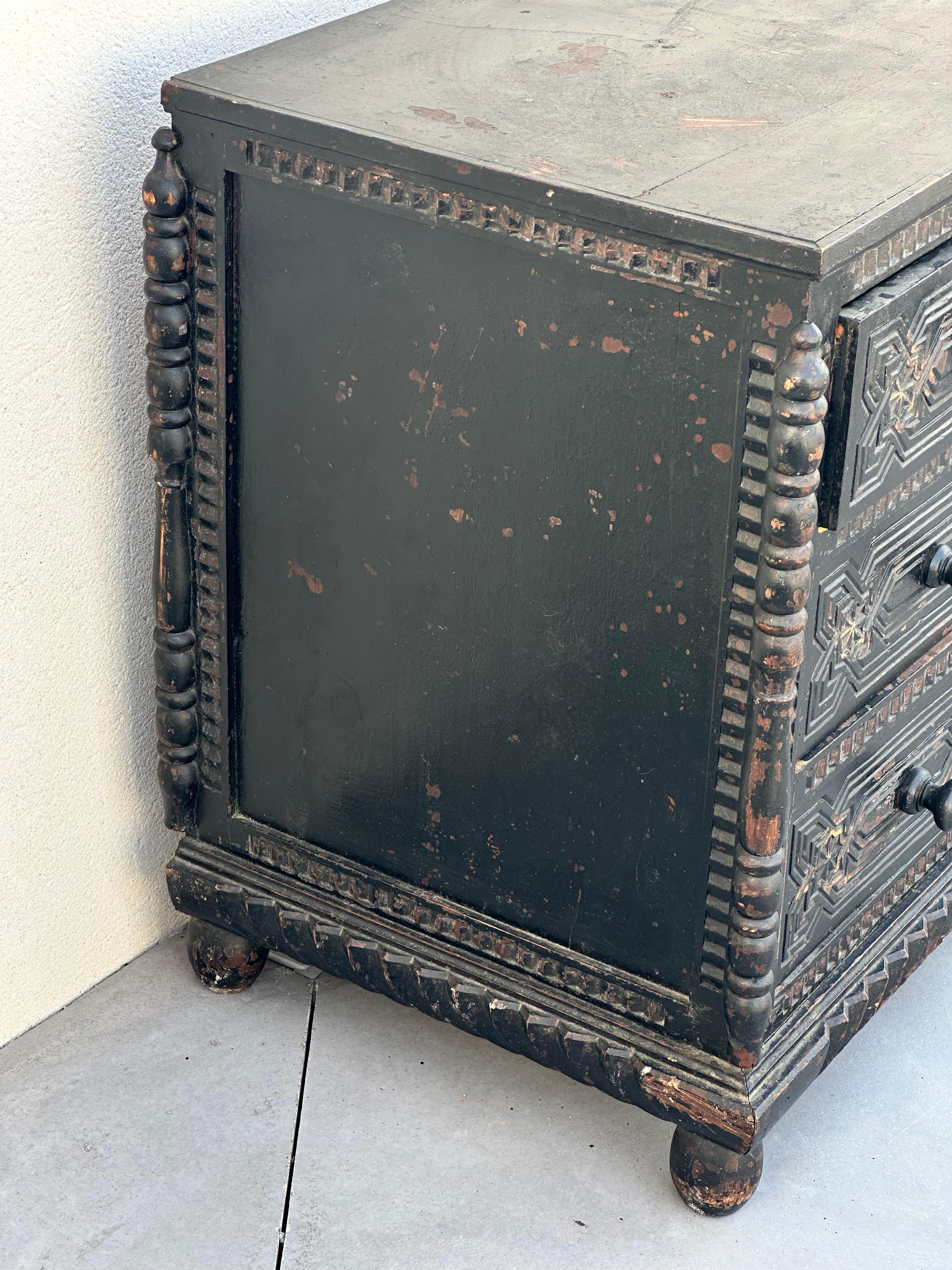 Old shabby chic chest of drawers, nice patina and elaborate, France circa 1980s 11