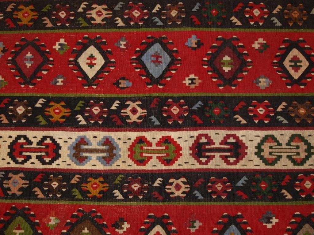 Kilim antiguo de Sharkoy con diseño de bandas, circa 1930 en Excelente estado para la venta en Moreton-In-Marsh, GB