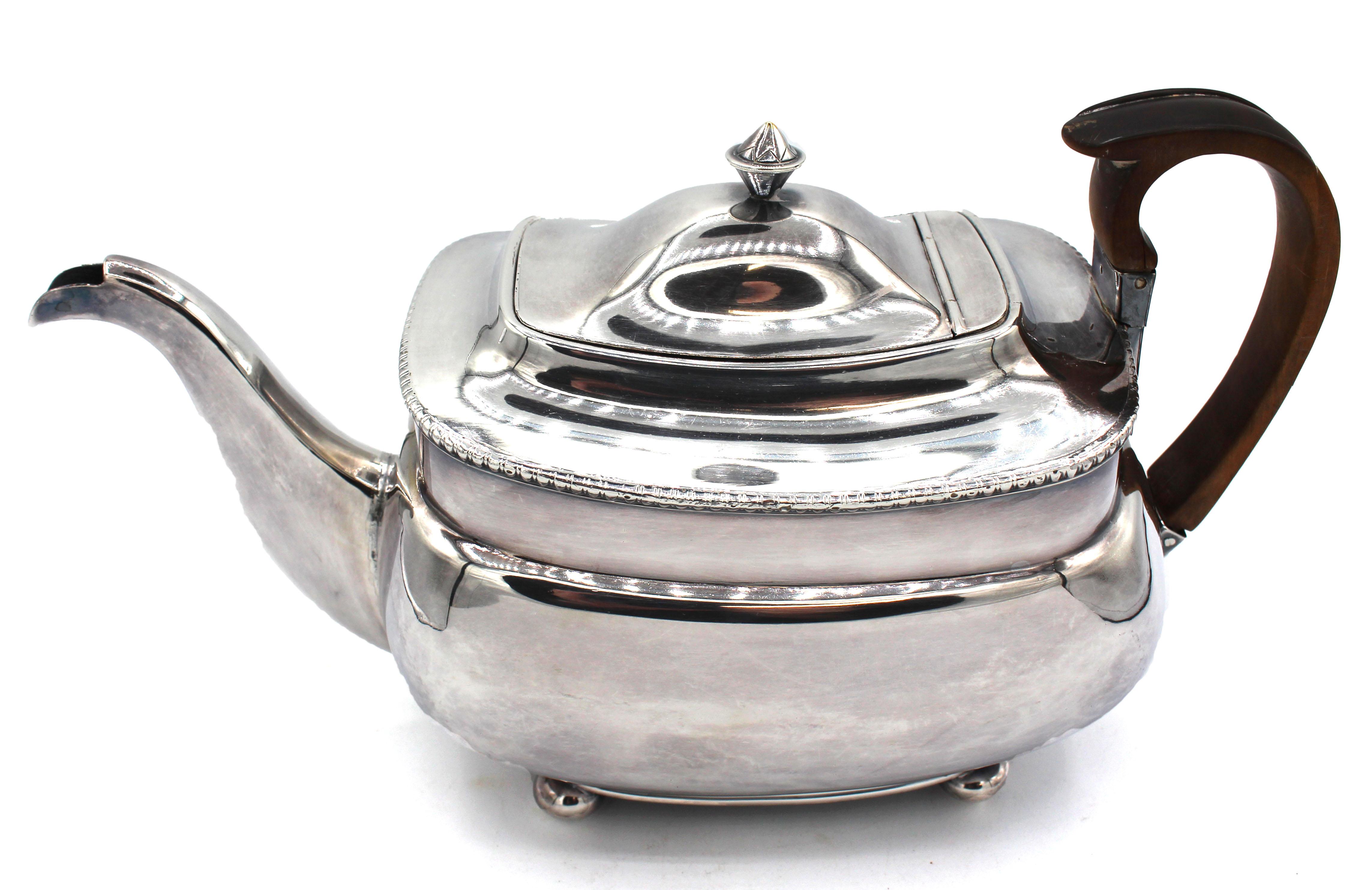 Victorian Old Sheffield Plate Tea Pot with Pearwood Handle, circa 1820, English For Sale