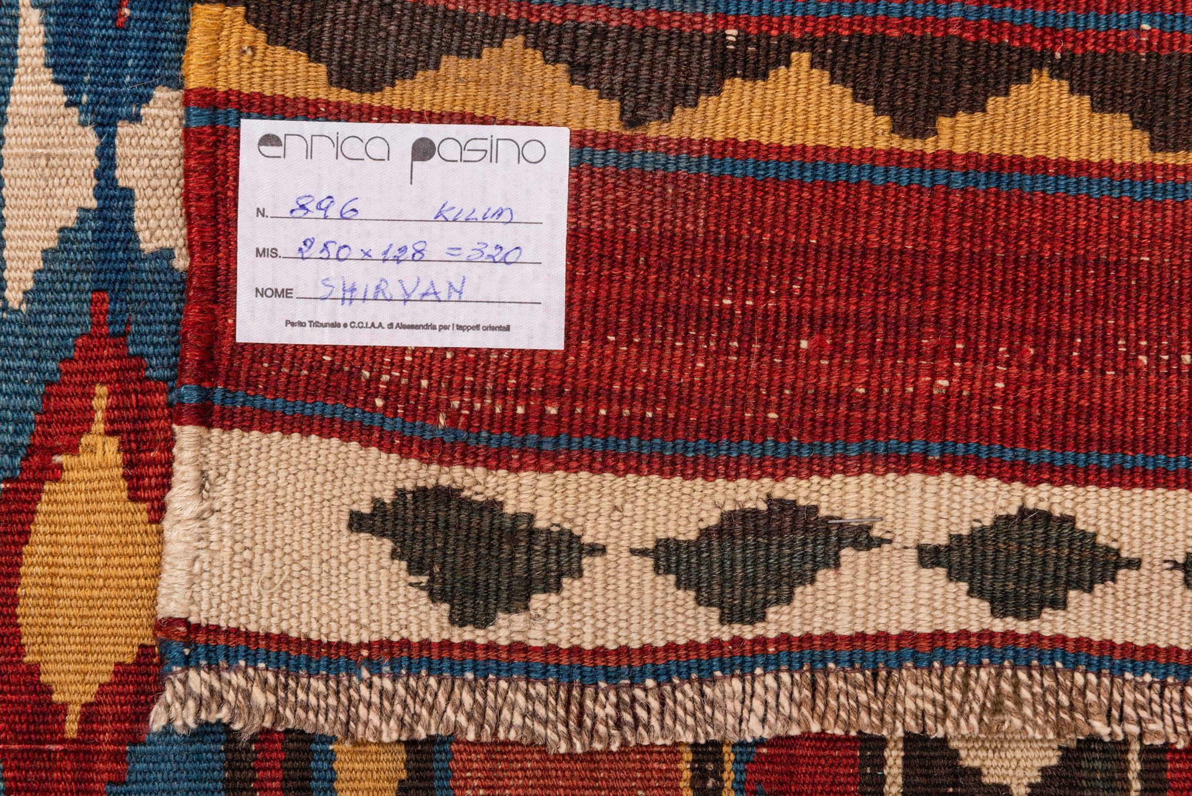  Beautiful Shirvan kilim with classical colors and dense workmanship: a rug that You can put everywhere, also resting on a larger modern rug
(an idea !) - Its price is good for closing activities.

Magazine nr. 896 -
  