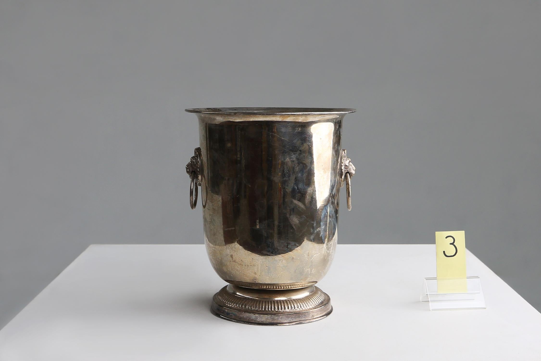 Old Silver Plated Ice Bucket Ca.1900 For Sale 2