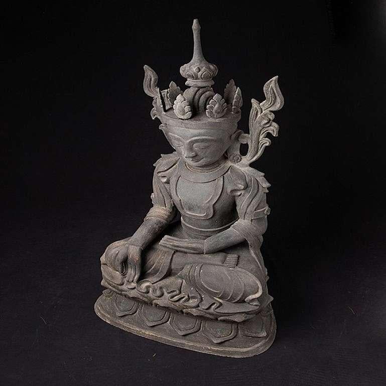 Old sitting Buddha from Burma For Sale 7
