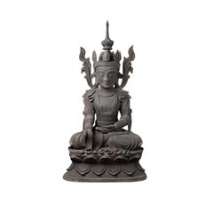 Alter sitzender Buddha aus Birma