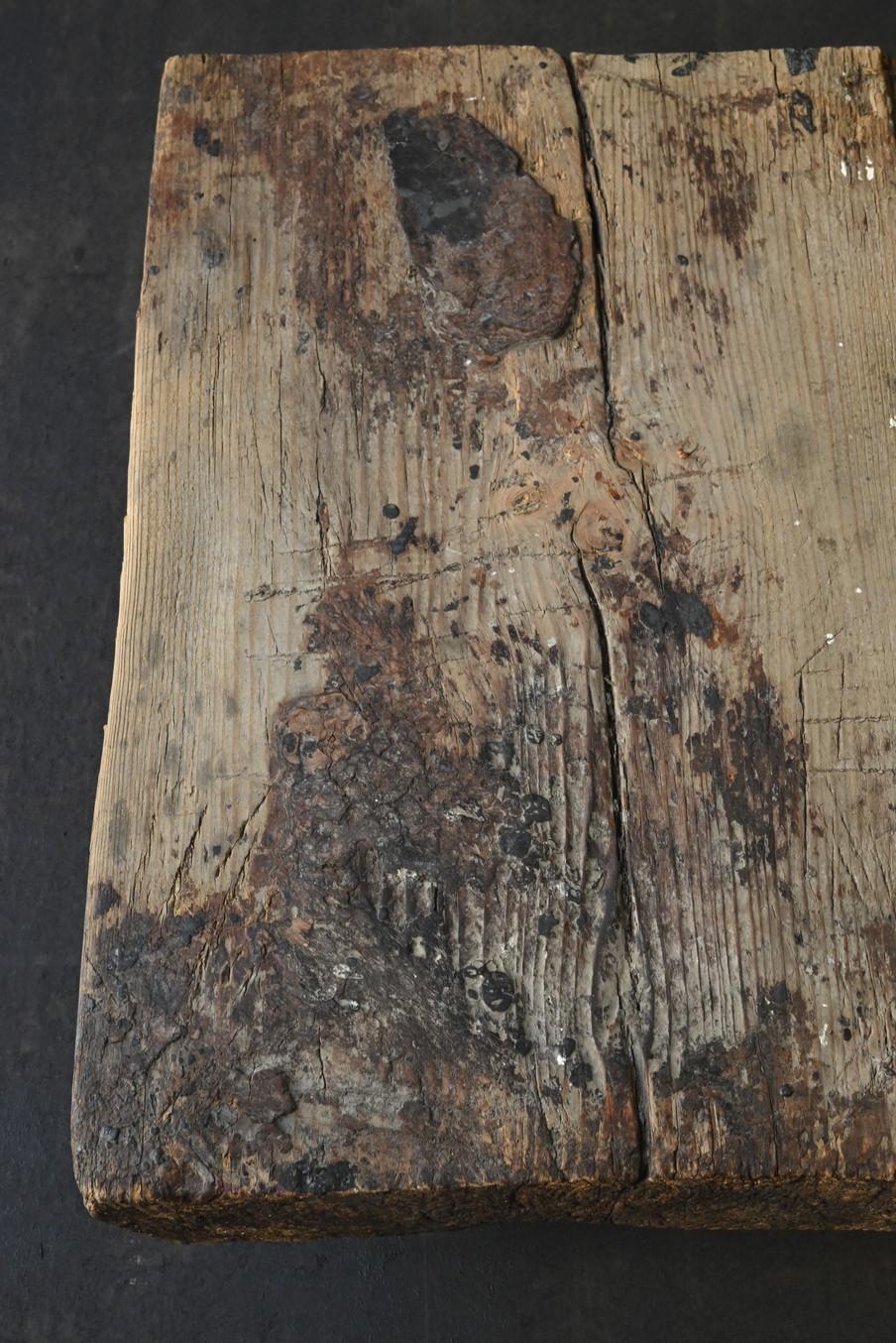 Old small wooden workbench used by Japanese lacquer  / 20th century / Wabi-Sabi 3