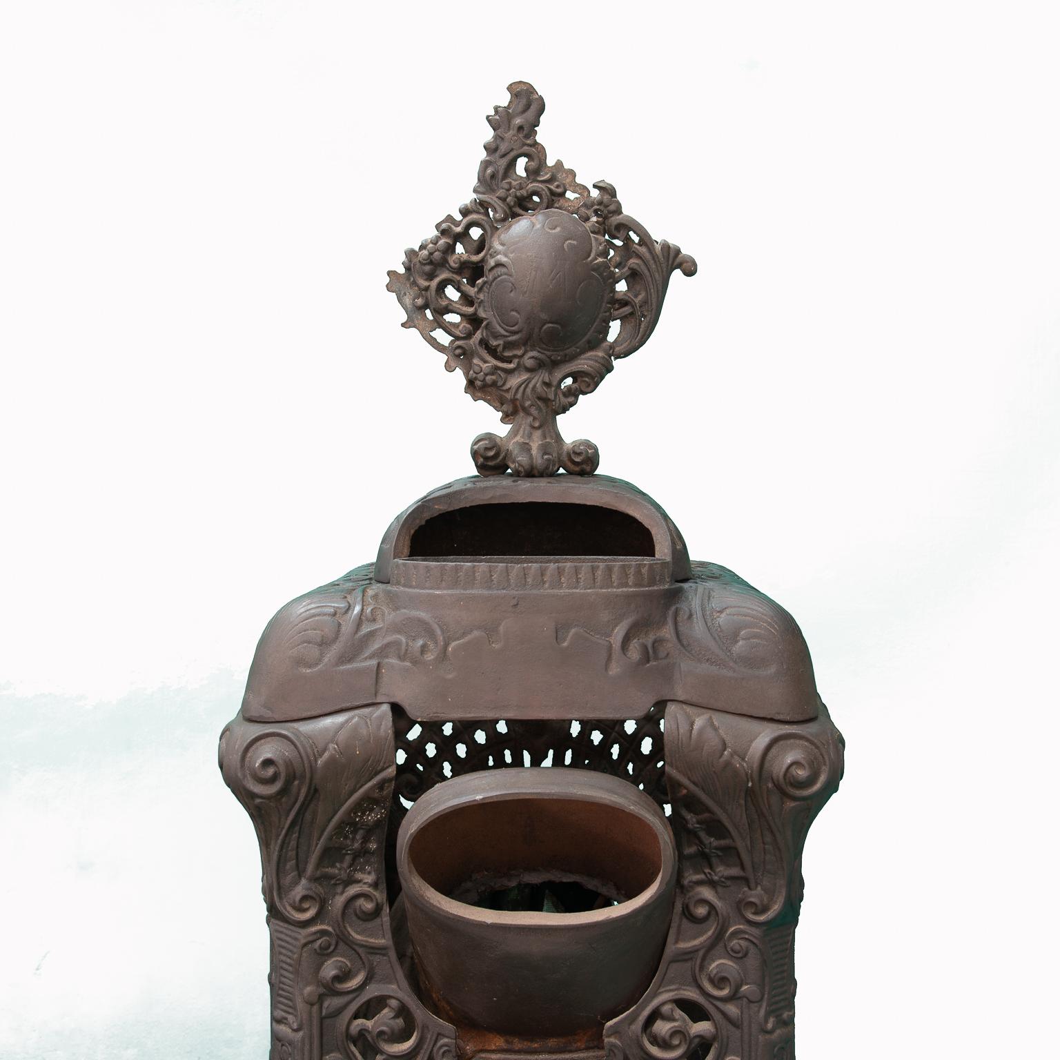 English Old Solid Iron Stove For Sale