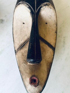 Masque ancien de Songye en bois nobre africain circa 1900