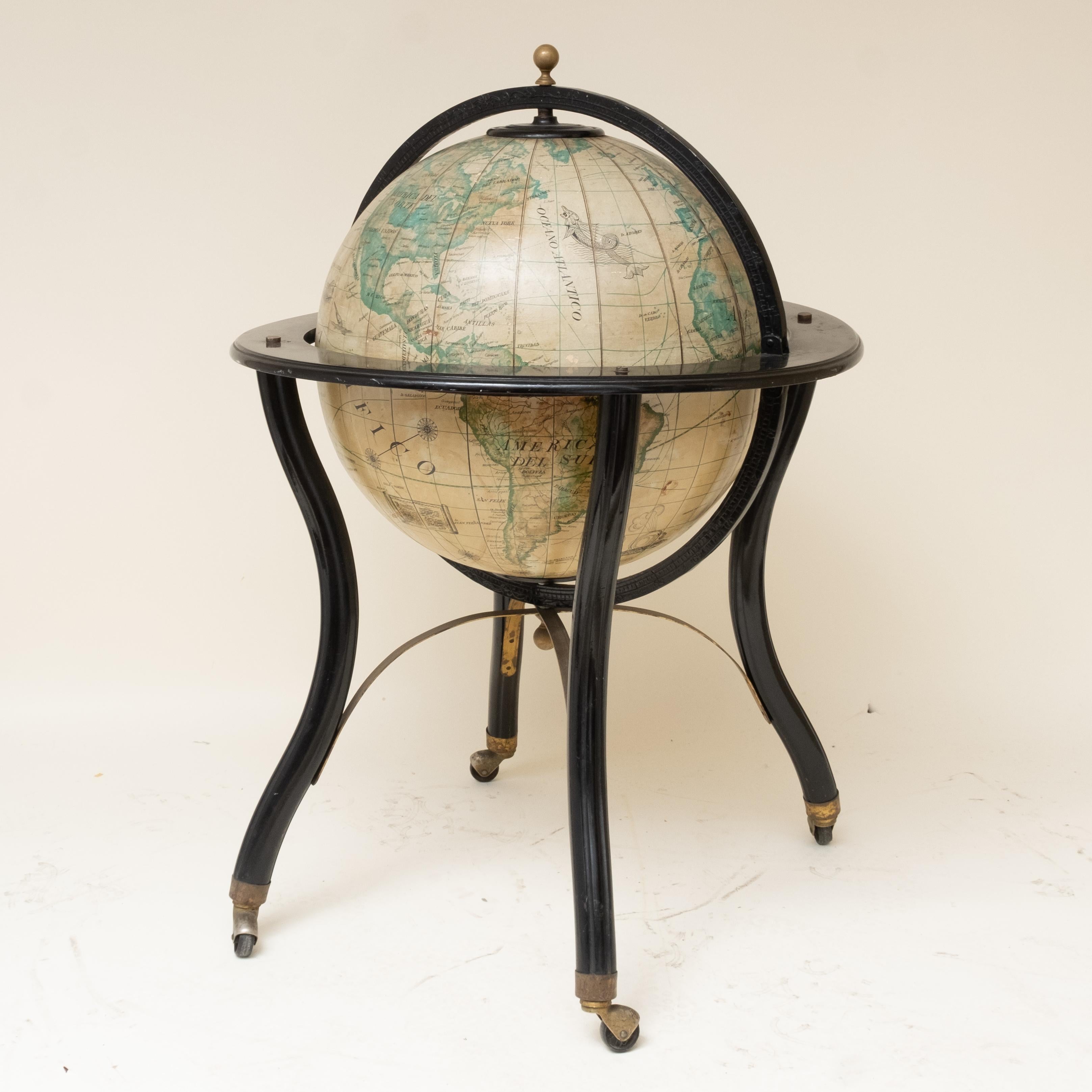 Old Spanish Language World Globe In Good Condition For Sale In Hudson, NY