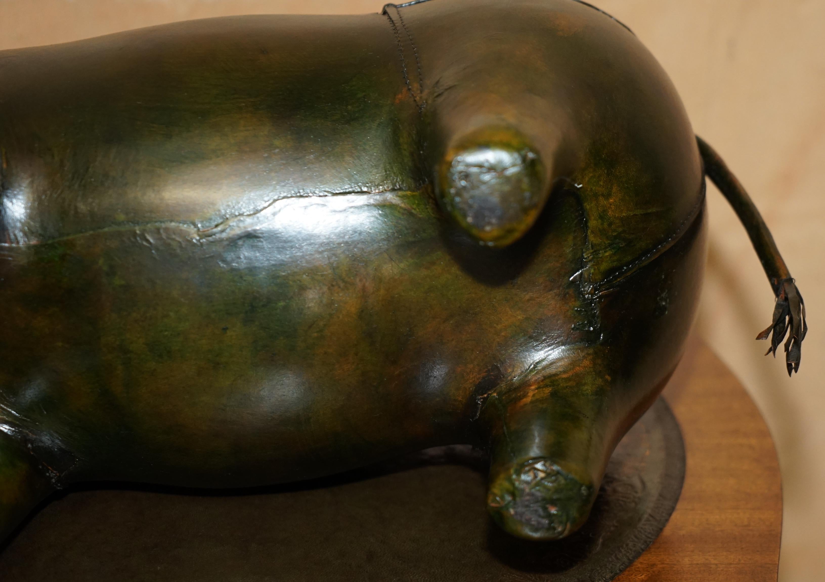 OLD STOCK LiBERTY LONDON STYLE OMERSA GREEN LEATHER FOOTSTOOL RHINOCEROS RHINO For Sale 11