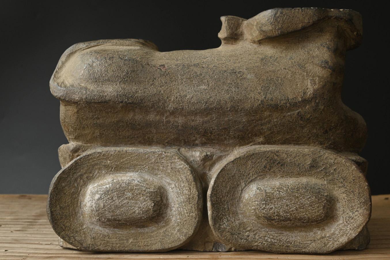 Old stone cow figurine from Korea or Japan/Before the 19th century/Deified cow For Sale 6