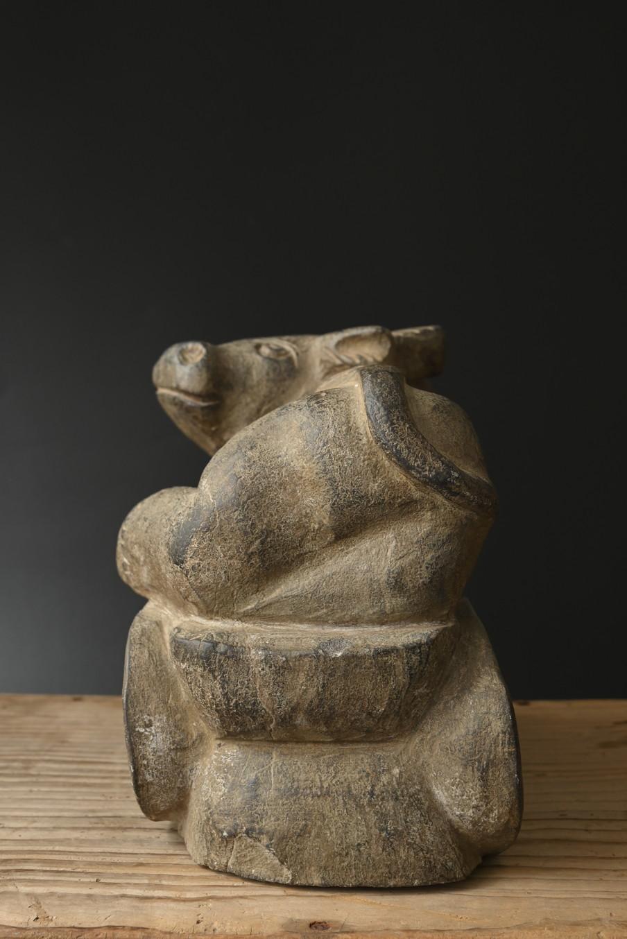 Old stone cow figurine from Korea or Japan/Before the 19th century/Deified cow For Sale 1