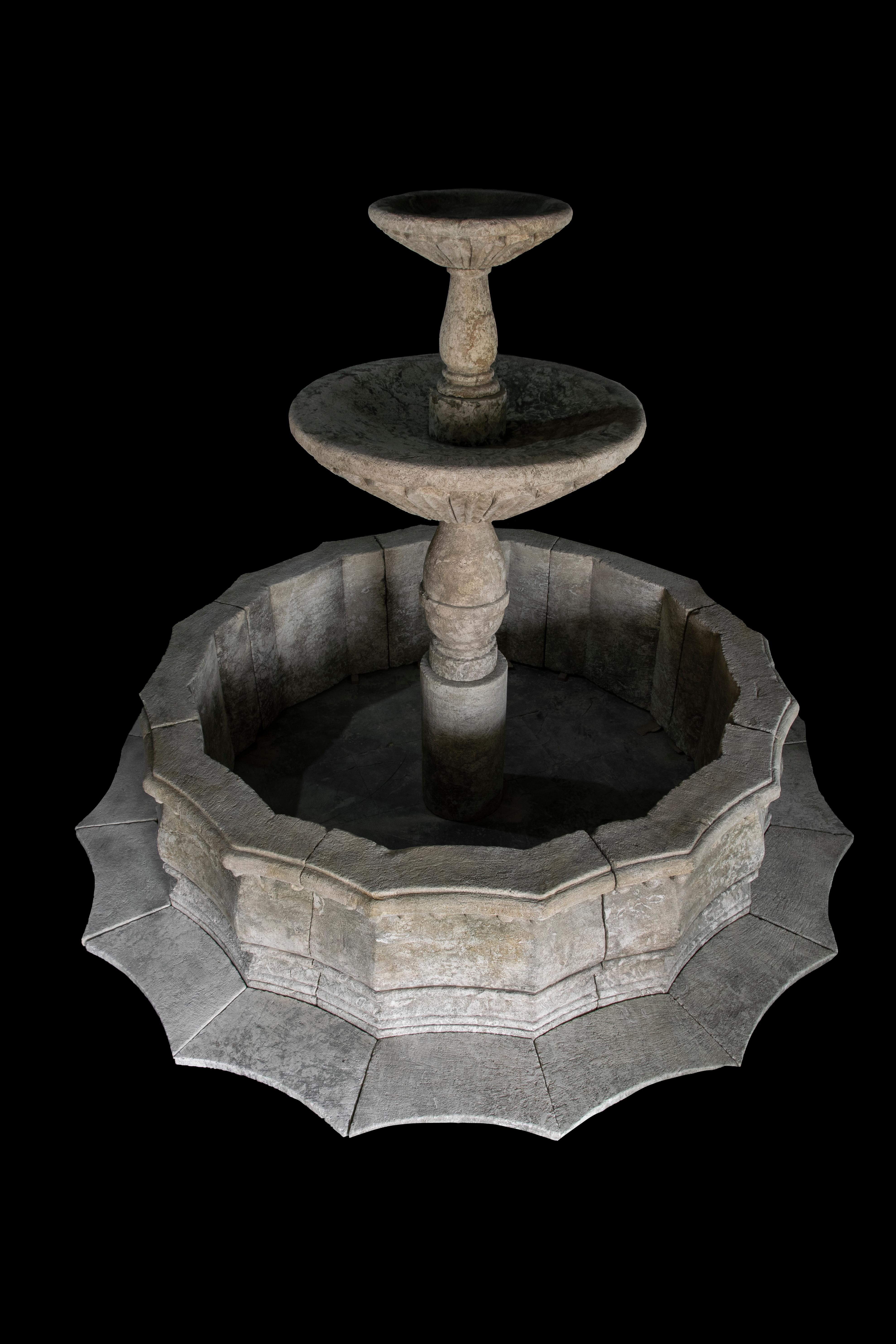 Rustique Ancienne fontaine en pierre - Fontaine de piscine en pierre calcaire - Fontaine de jardin antique