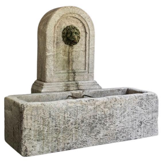 Old Stone Fountain – Kalkstein-Wandbrunnen – Antiker Gartenbrunnen