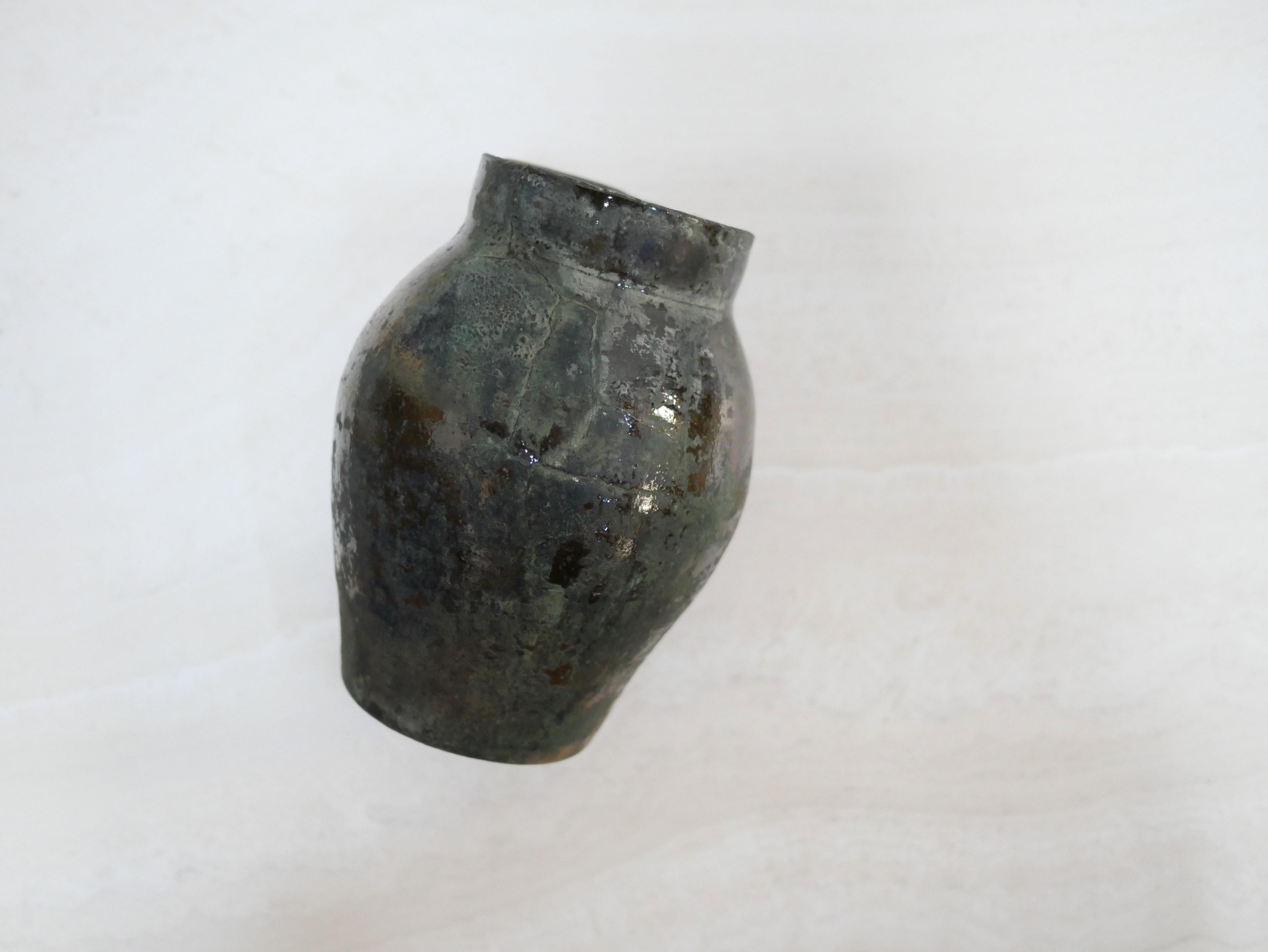 Old stoneware pot 6